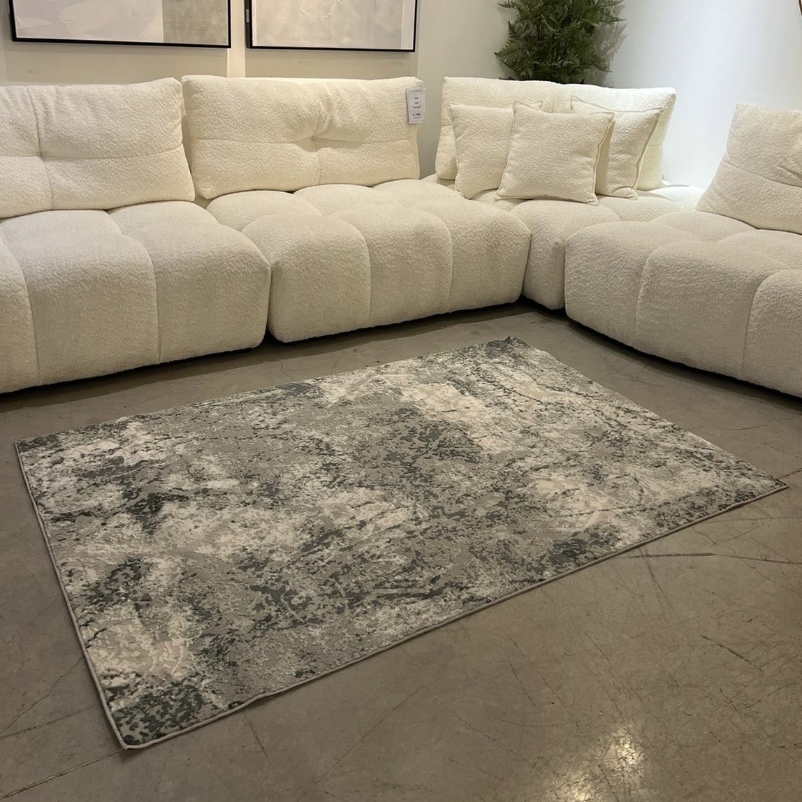 שטיח מודרני אבסטרקט אפור שמנת דגם גלה שטיח מודרני אבסטרקט אפור שמנת דגם גלה