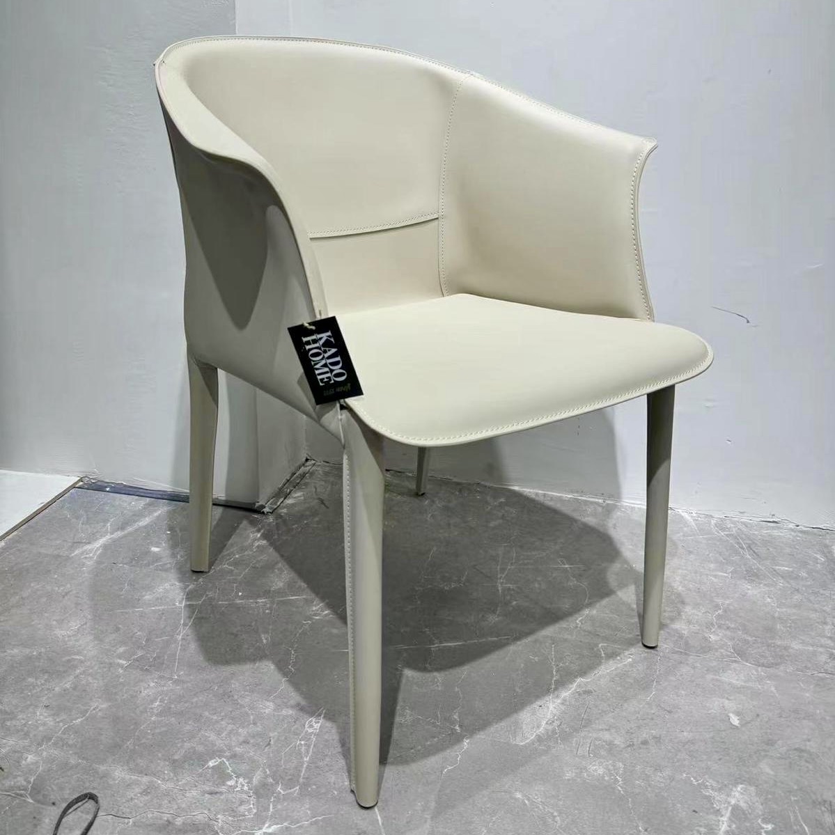 כיסא אלטה עור אבן דגם סופיטל כיסא אלטה עור אבן דגם סופיטל