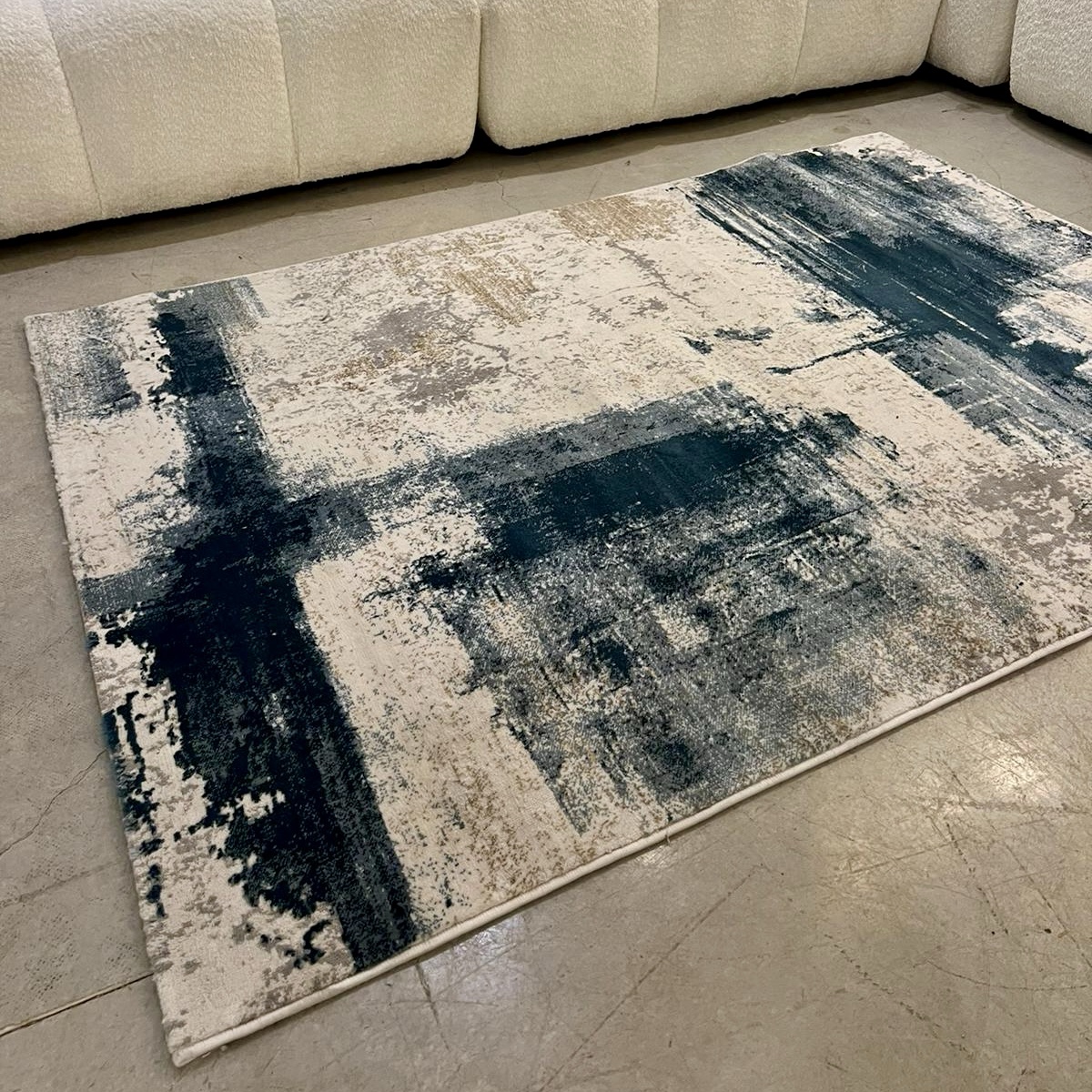 שטיח אבסטרקט בז כחול דגם FACIFIC שטיח אבסטרקט בז כחול דגם FACIFIC