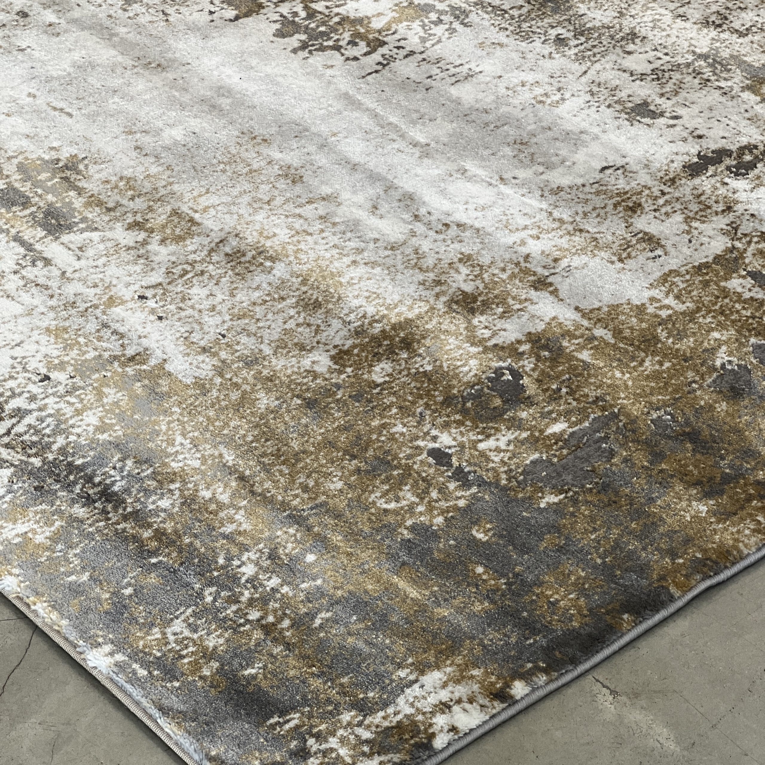 שטיח אבסטרקט אפור חרדל דגם ארנה שטיח אבסטרקט אפור חרדל דגם ארנה