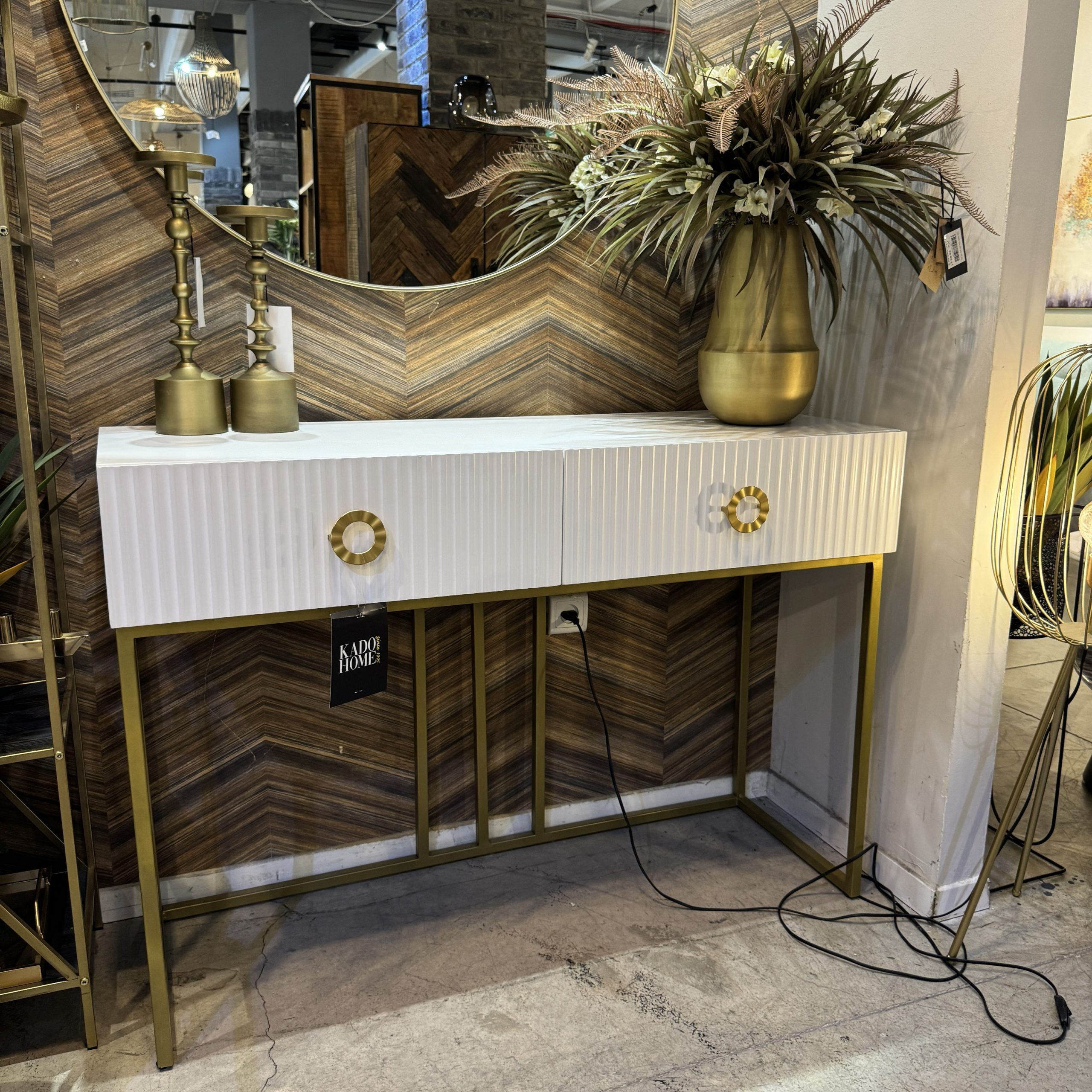 קונסולה מעוצבת דגם גפן קונסולה מעוצבת דגם גפן