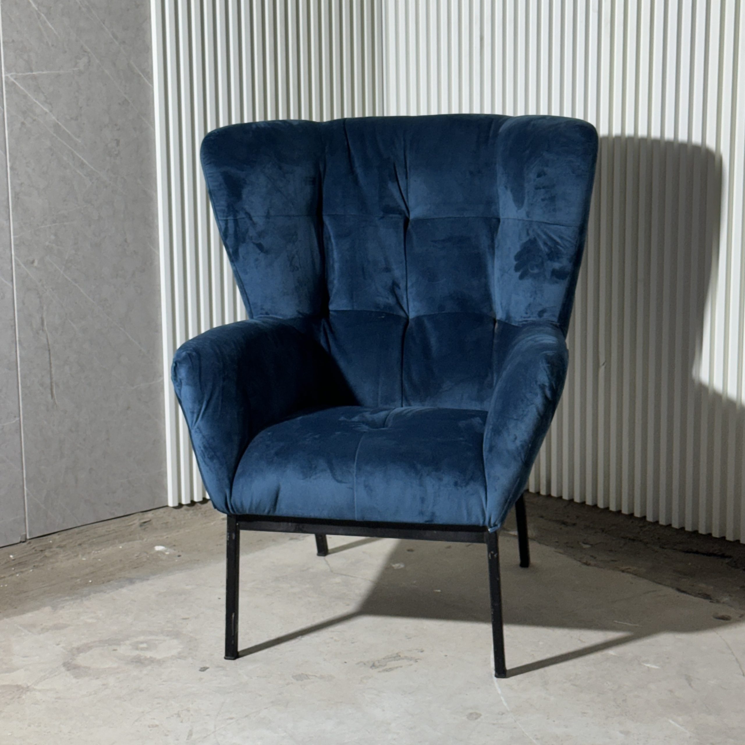 כורסא דגם דיווה קטיפה כחול כורסא דגם דיווה קטיפה כחול