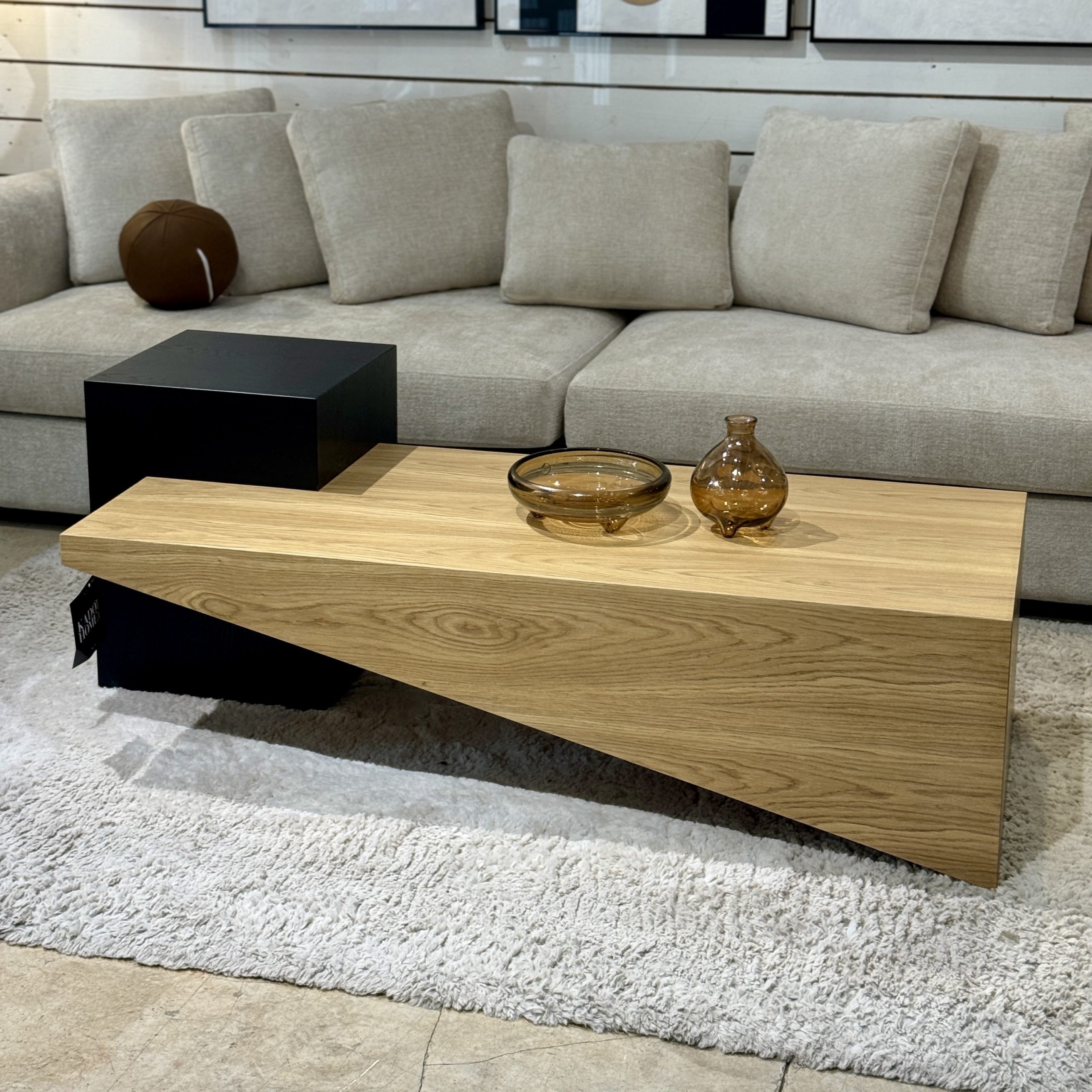 סט שולחנות דגם אבניו סט שולחנות דגם אבניו