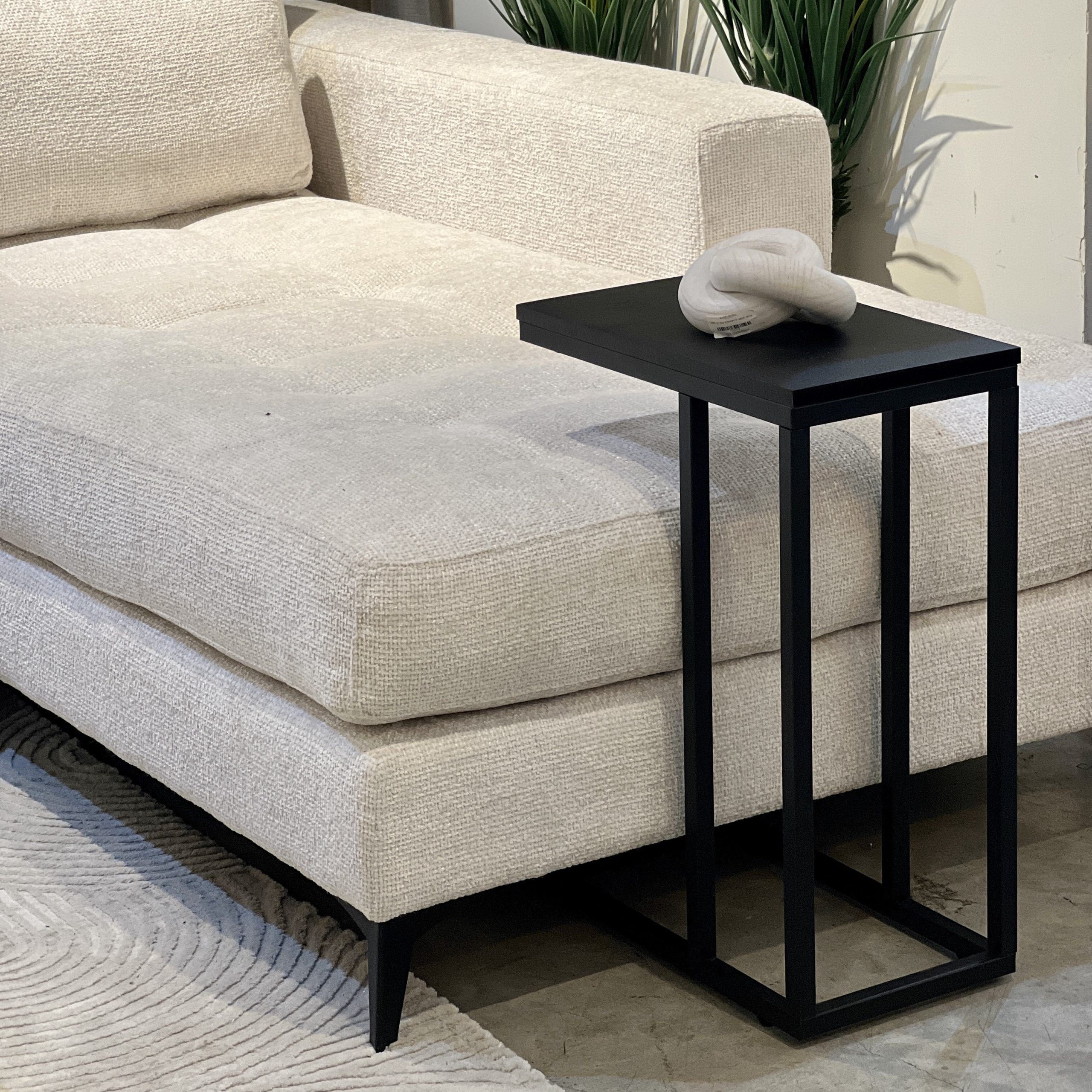 נשכן מלבני שחור טקסטורה דגם מוס נשכן מלבני שחור טקסטורה דגם מוס