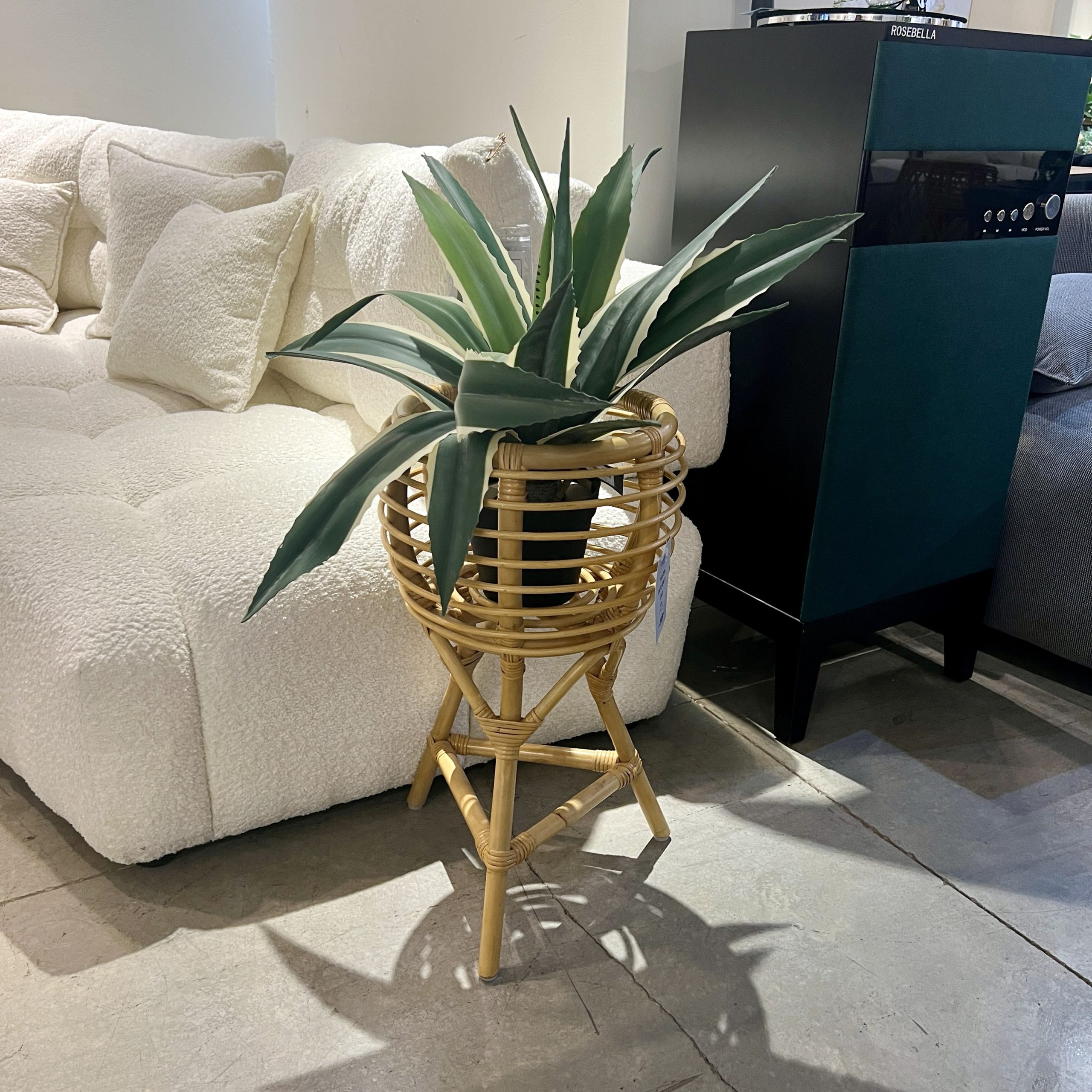 כד פלנטר ראטן בוהו בונטיים כד פלנטר ראטן בוהו בונטיים