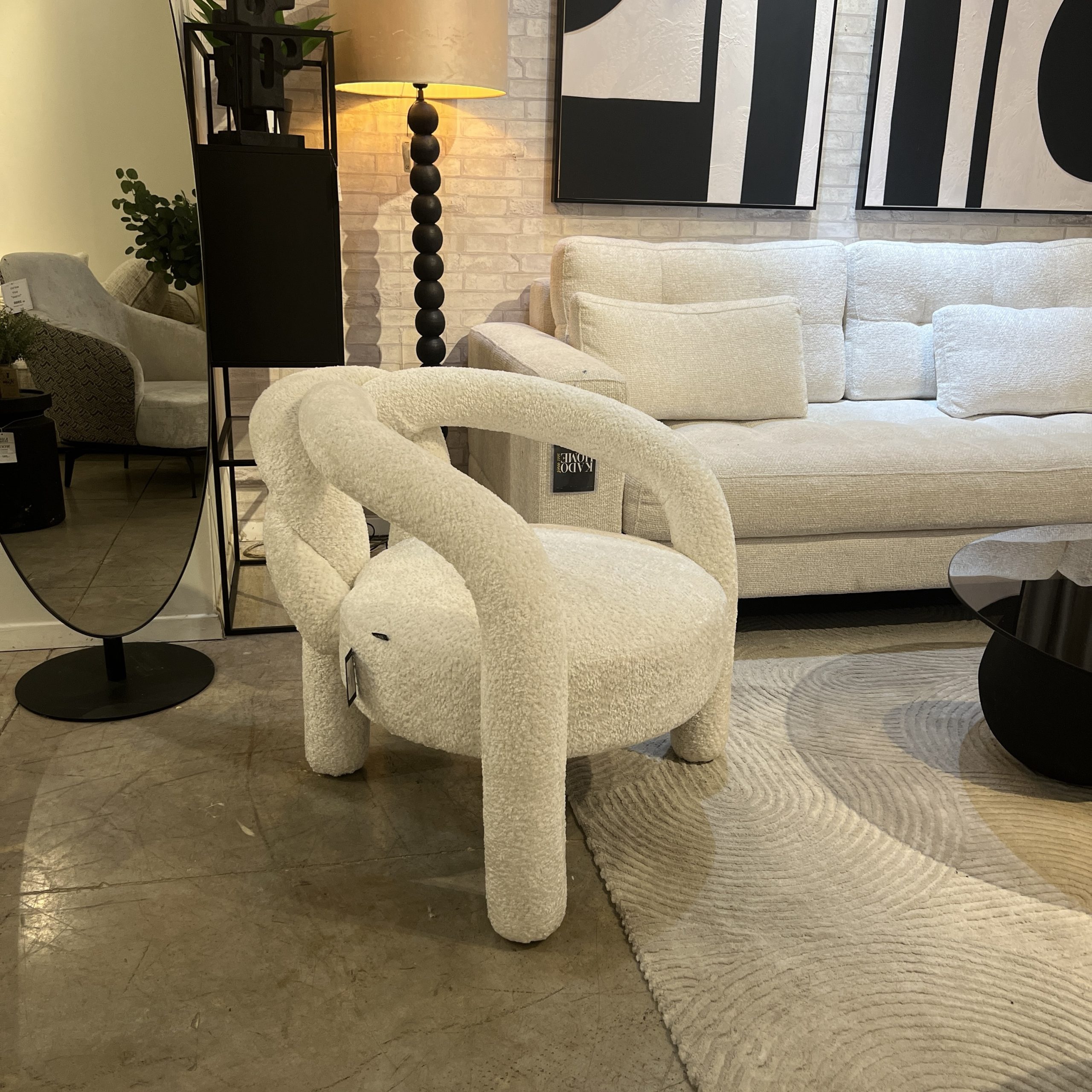 כורסא מודרנית קשר בד בוקלה שמנת דגם סופיטל כורסא מודרנית קשר בד בוקלה שמנת דגם סופיטל