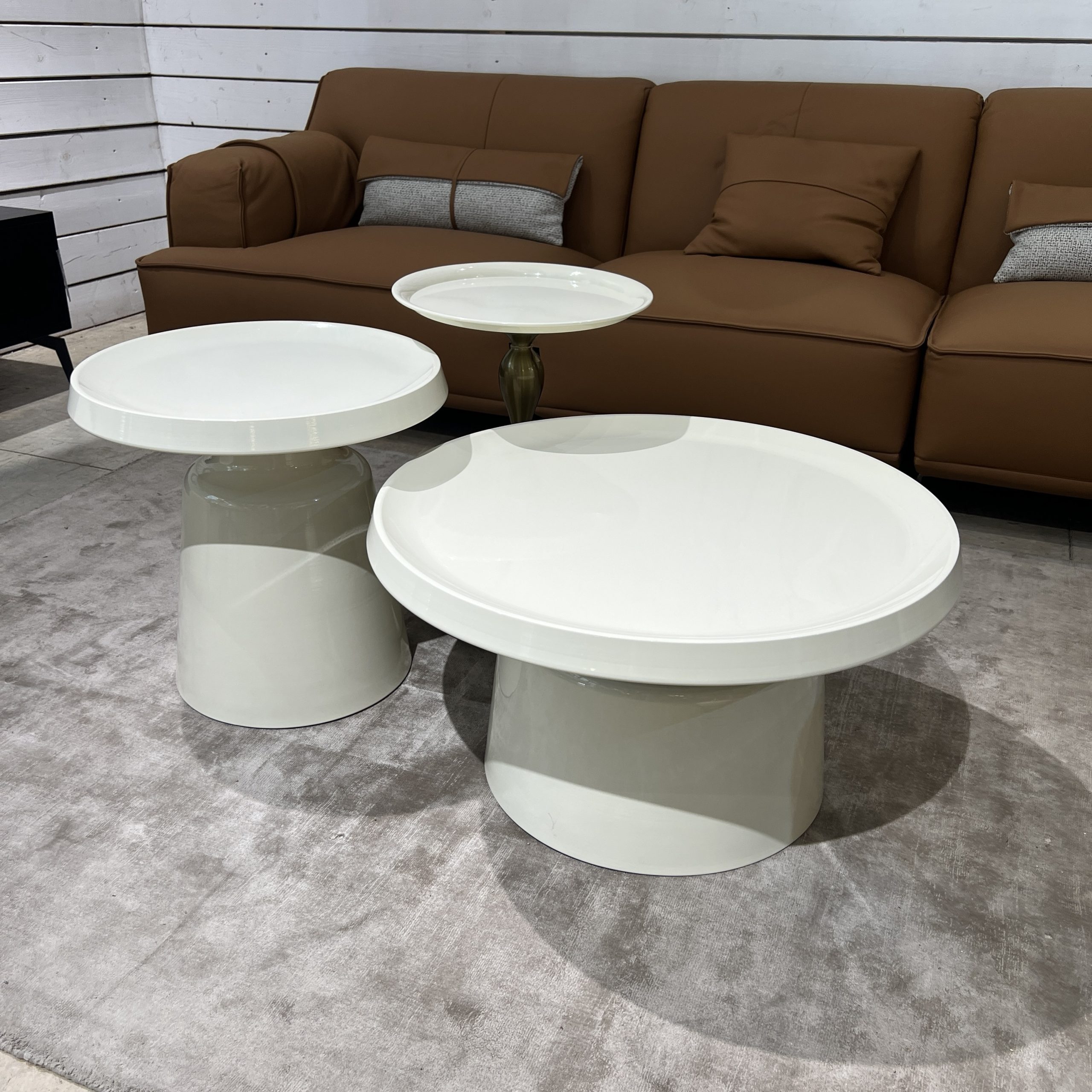 סט שולחנות סלון קלין סאנד דגם סופיטל סט שולחנות סלון קלין סאנד דגם סופיטל