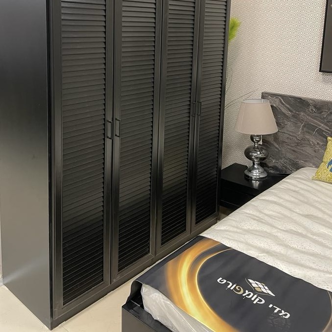 ארון דלתות דגם תריס ארון דלתות דגם תריס