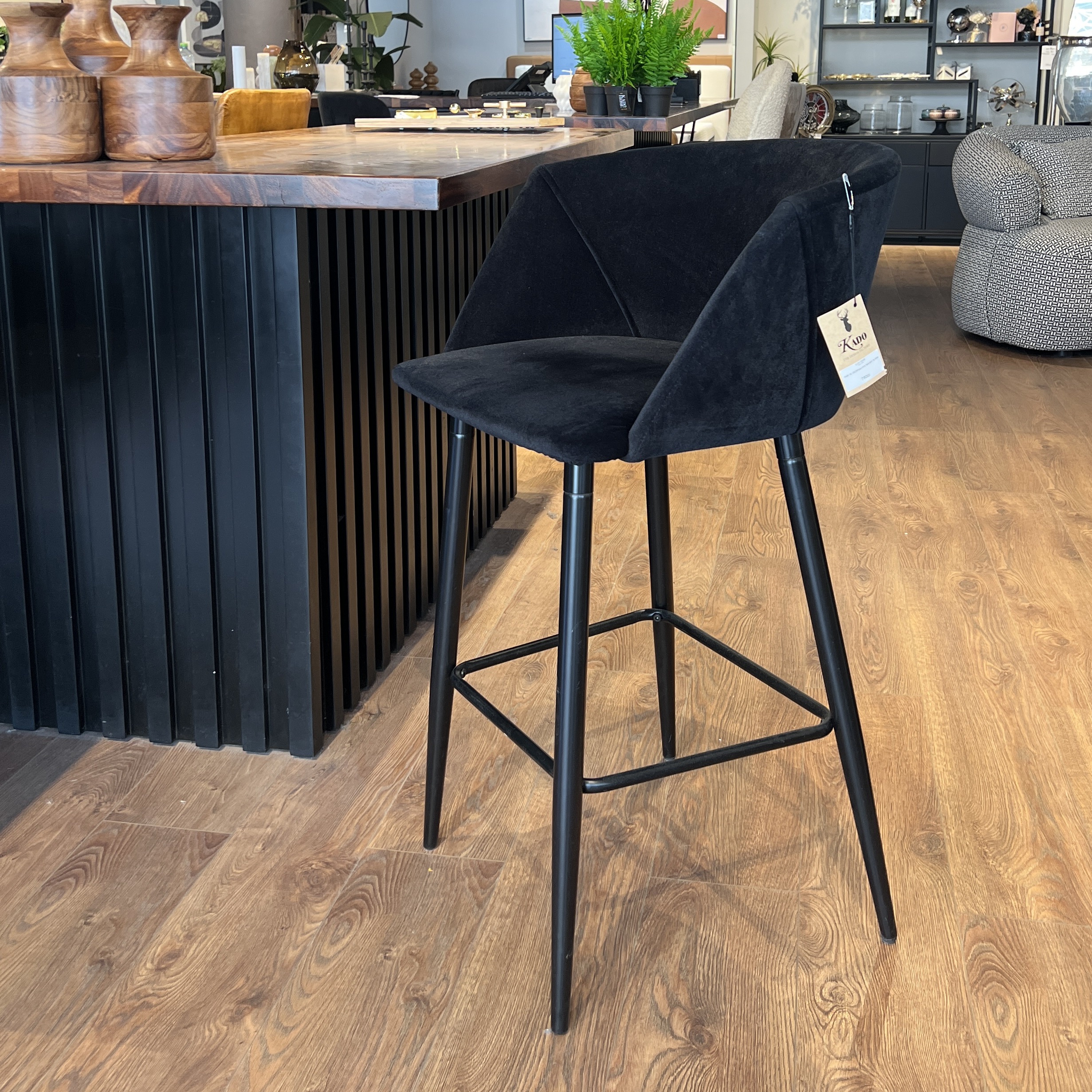 כיסא בר דגם ספיר שחור כיסא בר דגם ספיר שחור