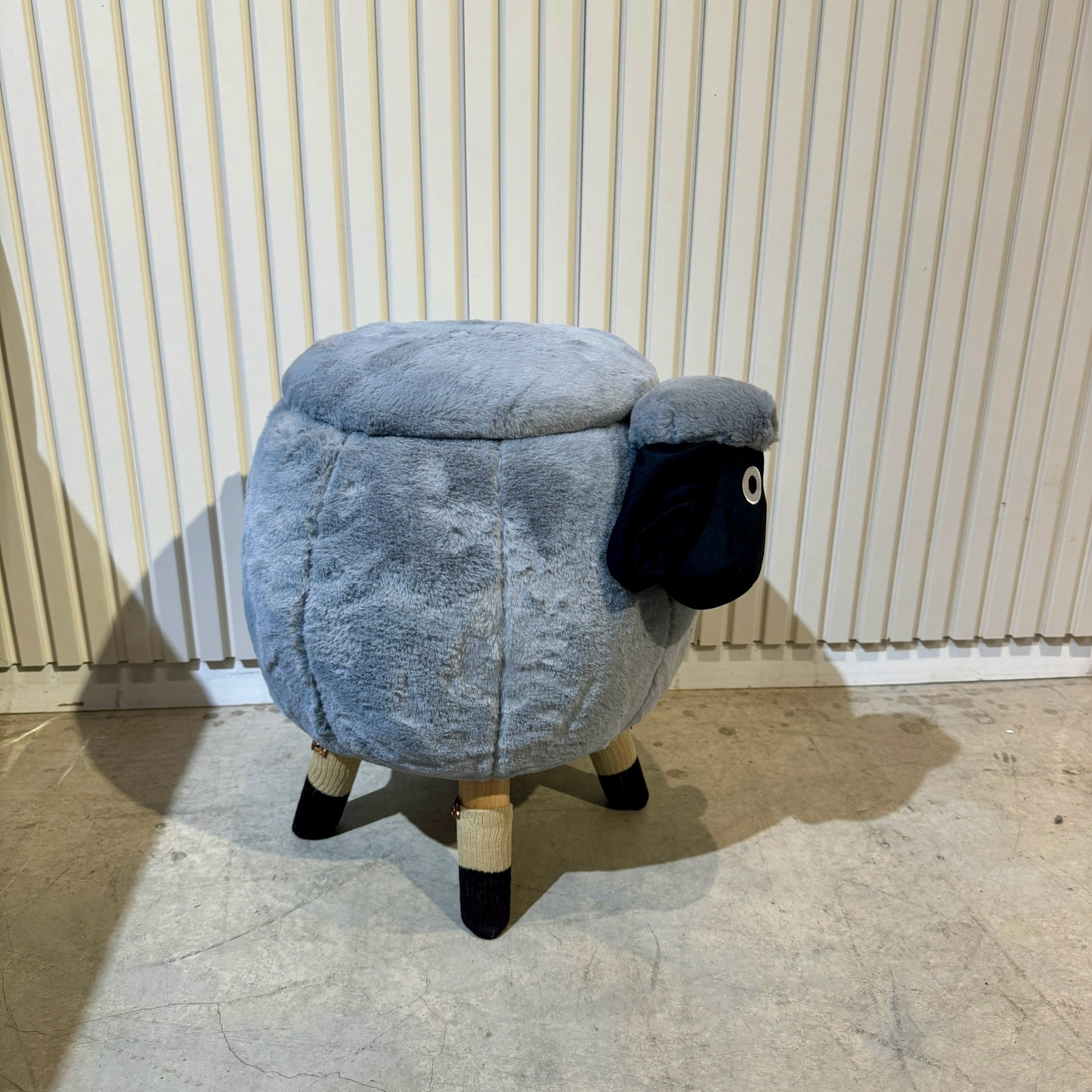 הדום כבשה נפתח הדום כבשה נפתח