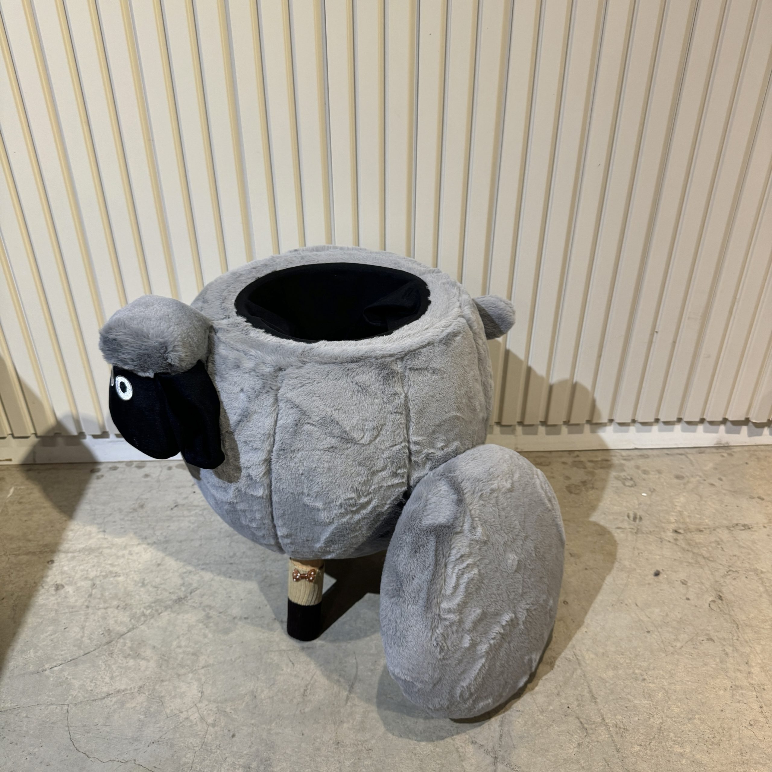 הדום כבשה נפתח הדום כבשה נפתח