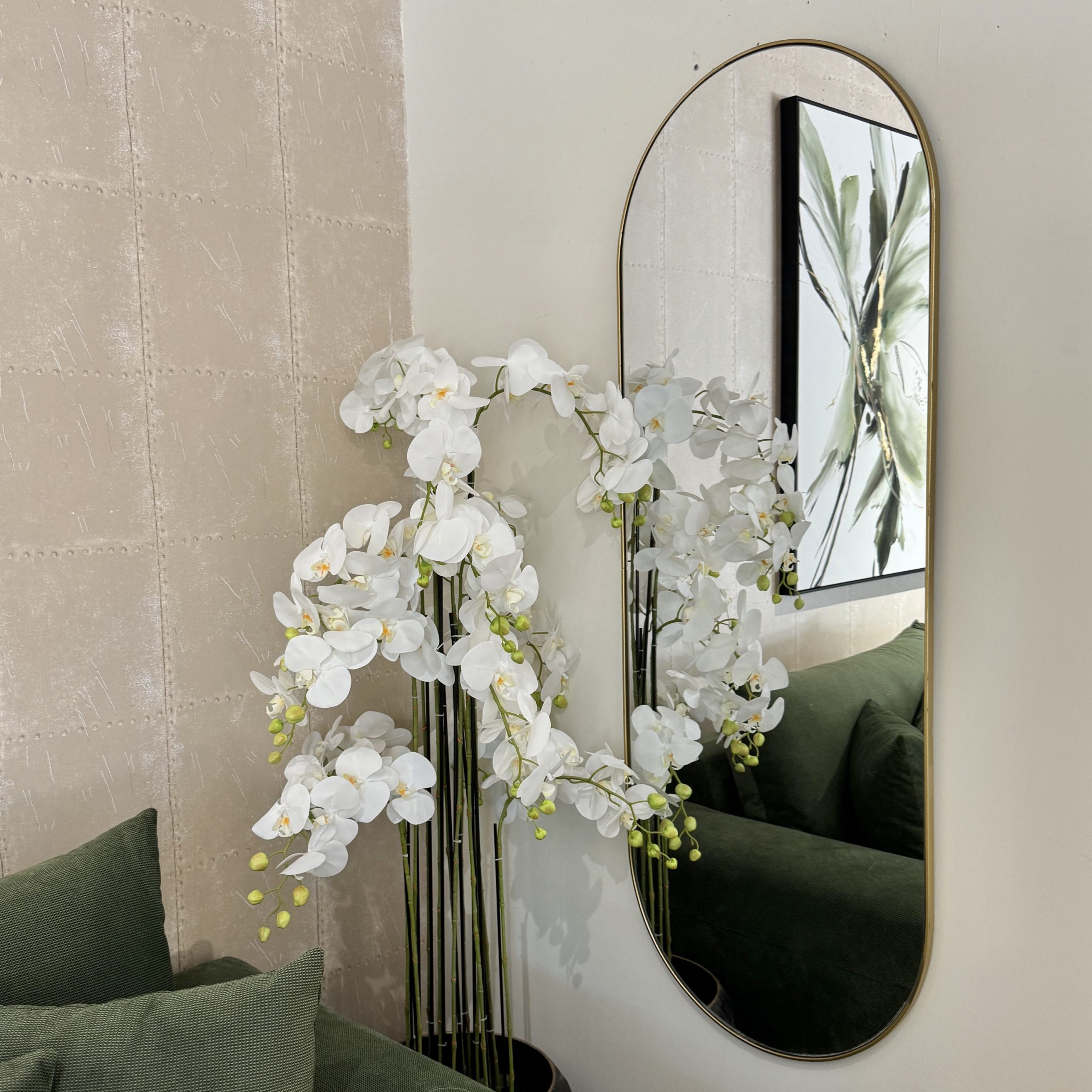 מראה מלבן מעוגל מסגרת זהב דגם מודרני מראה מלבן מעוגל מסגרת זהב דגם מודרני