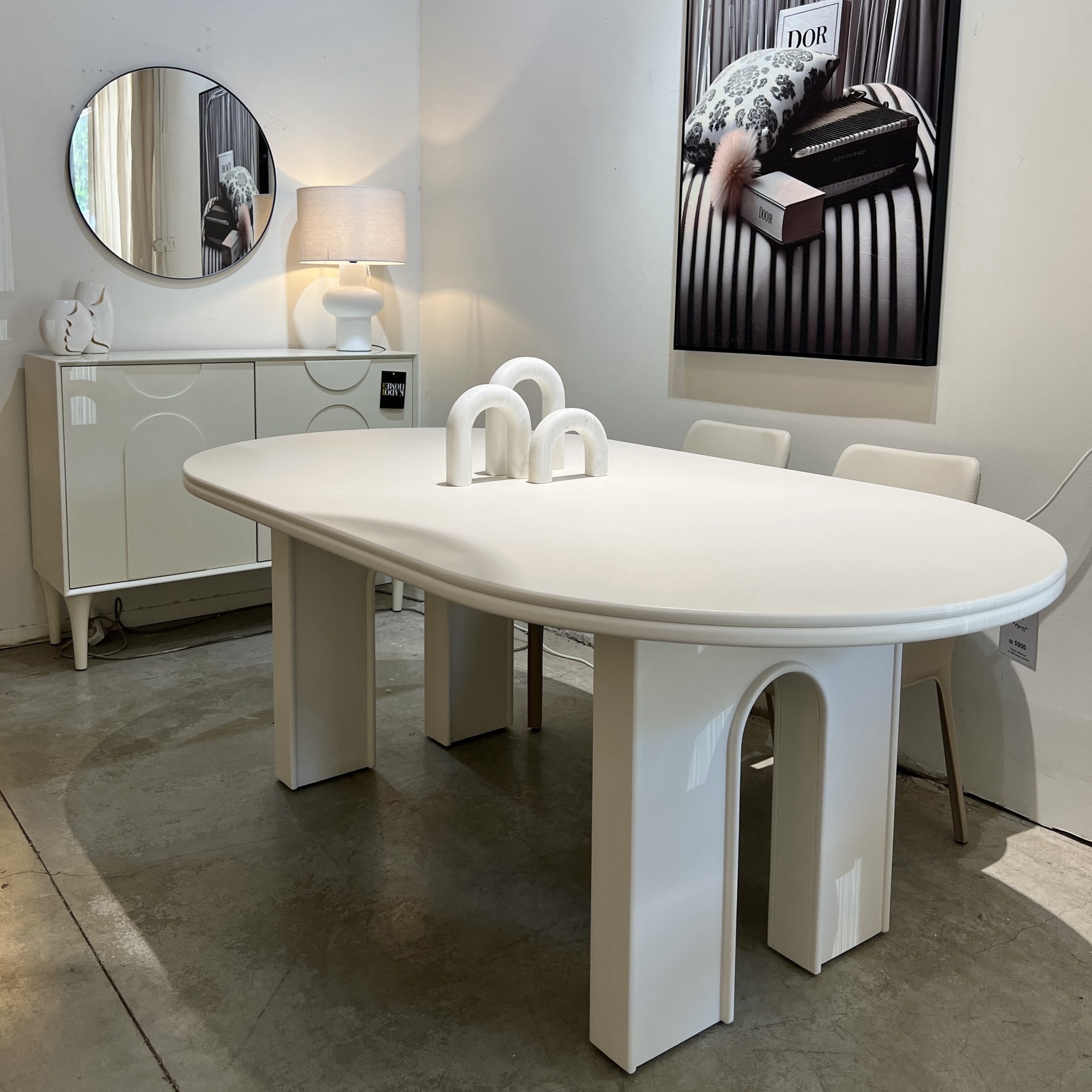 שולחן פינת אוכל אובלי בעיצוב מינימליסטי דגם היילי שולחן פינת אוכל אובלי בעיצוב מינימליסטי דגם היילי