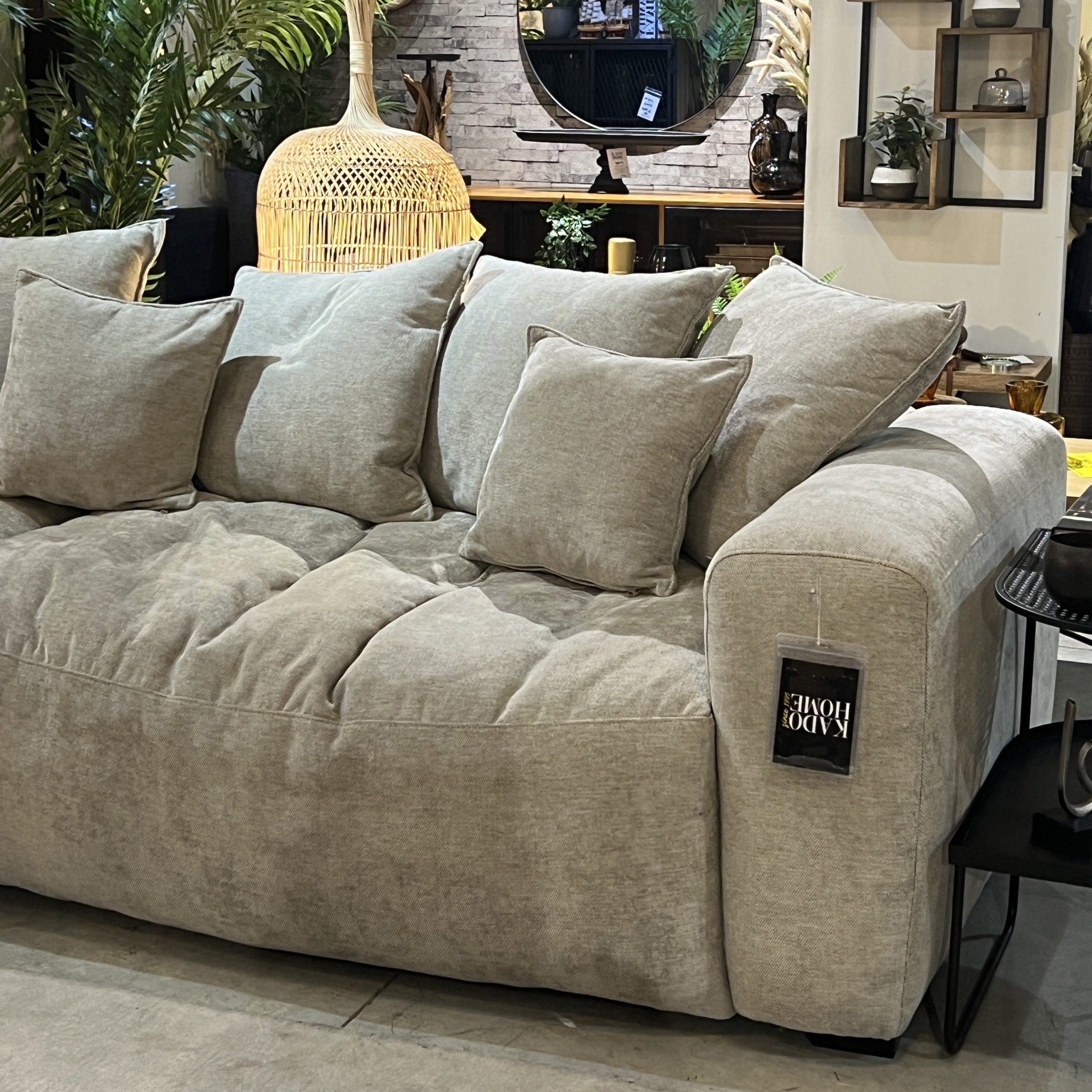 ספה מפנקת דגם סופט שילוב נוצות ספה מפנקת דגם סופט שילוב נוצות