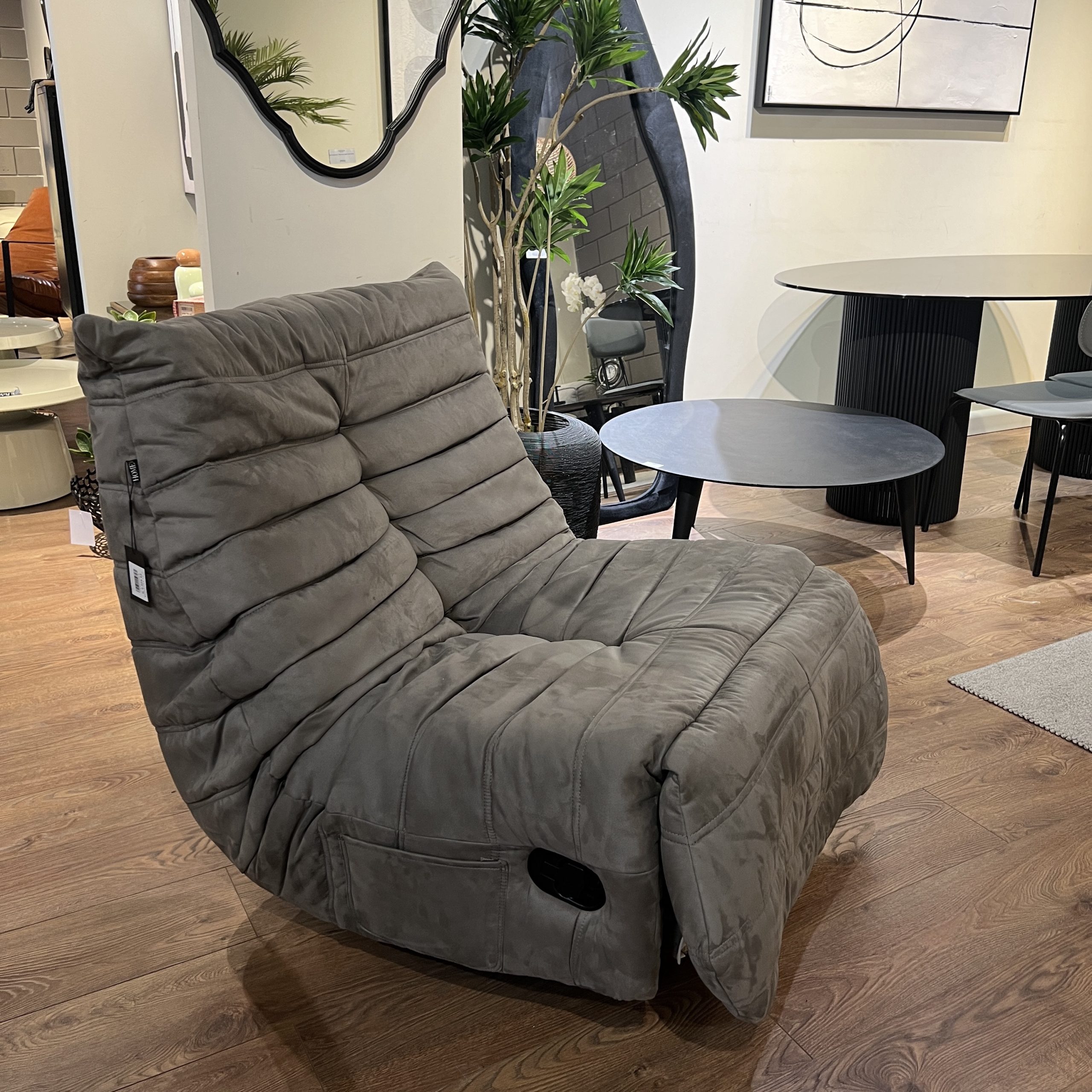 כורסא פילו נפתחת אפור דגם קימי כורסא פילו נפתחת אפור דגם קימי