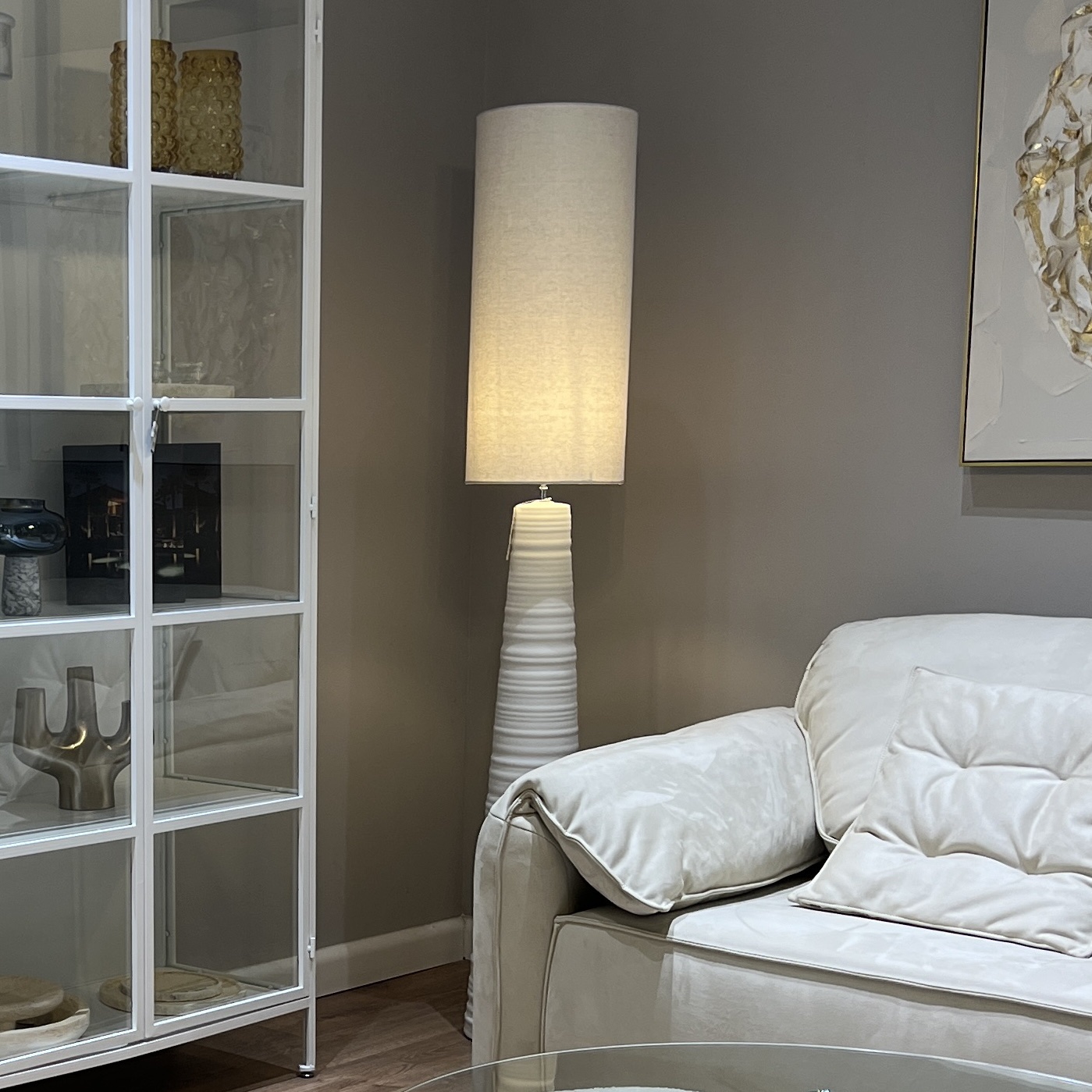 מנורה אדיסון שיק וויט דגם פלור מנורה אדיסון שיק וויט דגם פלור