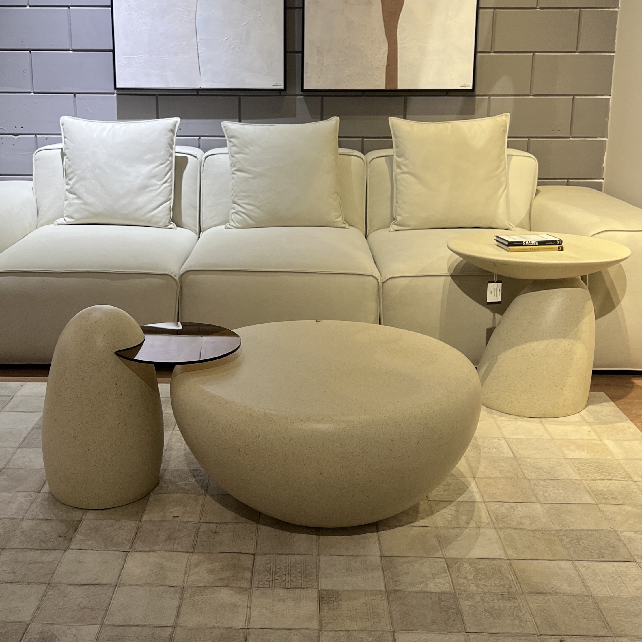 סט שולחנות סלון ונשכן פייבר סטון דגם סופיטל סט שולחנות סלון ונשכן פייבר סטון דגם סופיטל