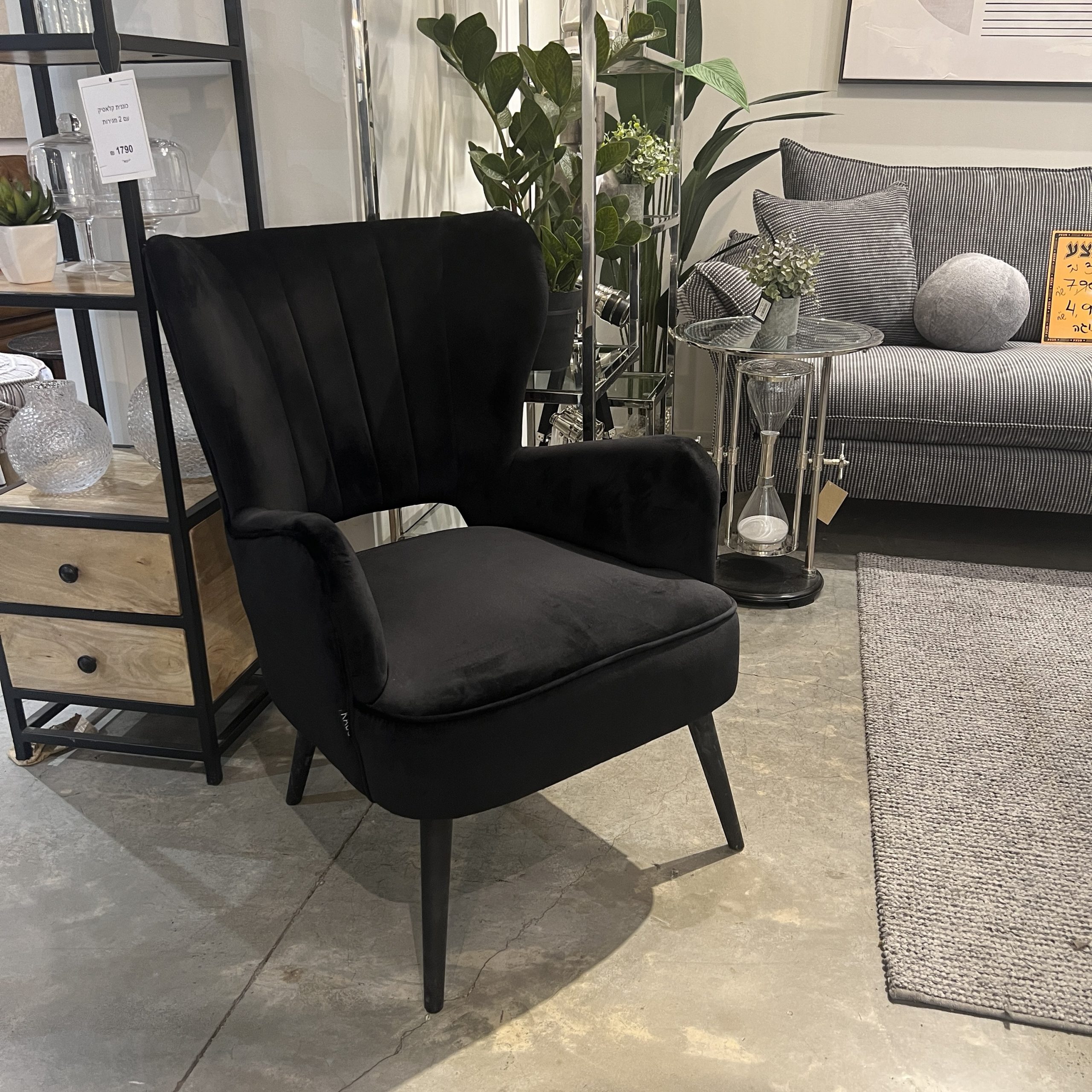 כורסא דגם לורן קטיפה שחור
