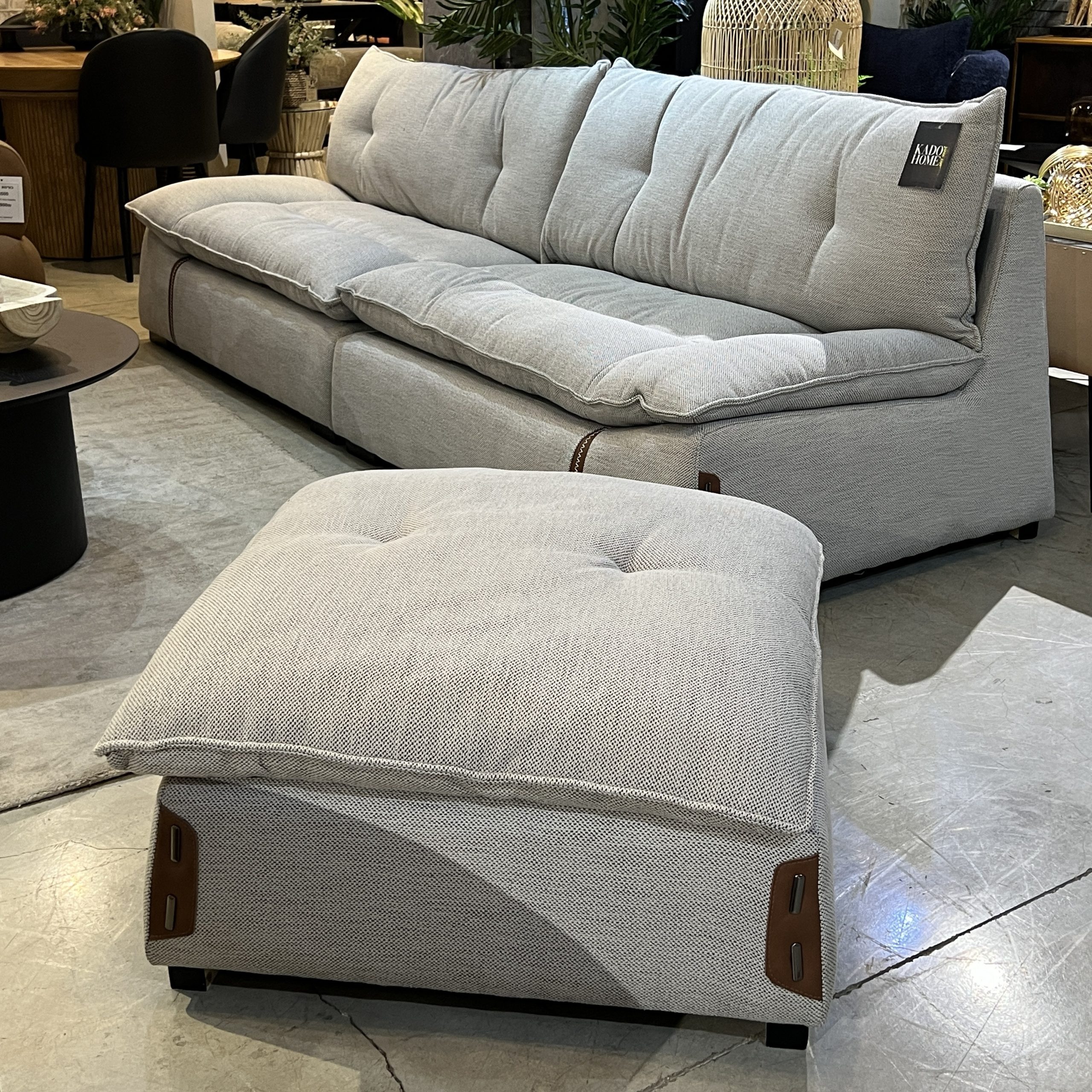 ספה והדום ורונה אריג אפור דגם סופיטל ספה והדום ורונה אריג אפור דגם סופיטל