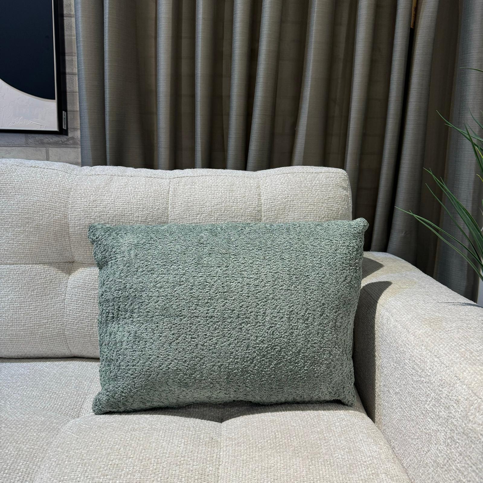 כרית נוי מלבנית מנטה בוקלה