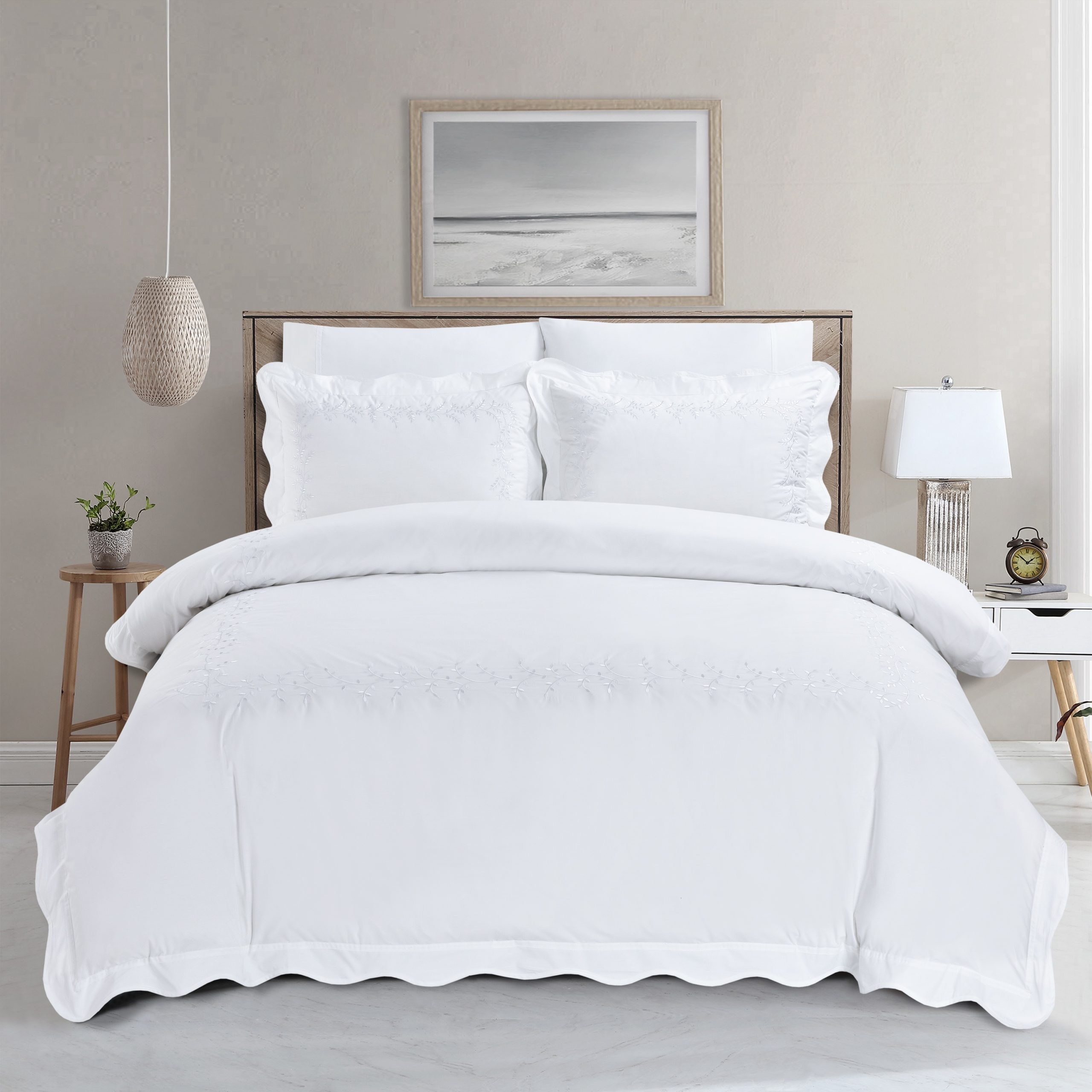 סט מצעים לבן דגם רויאלטי לאונרדו סט מצעים לבן דגם רויאלטי לאונרדו