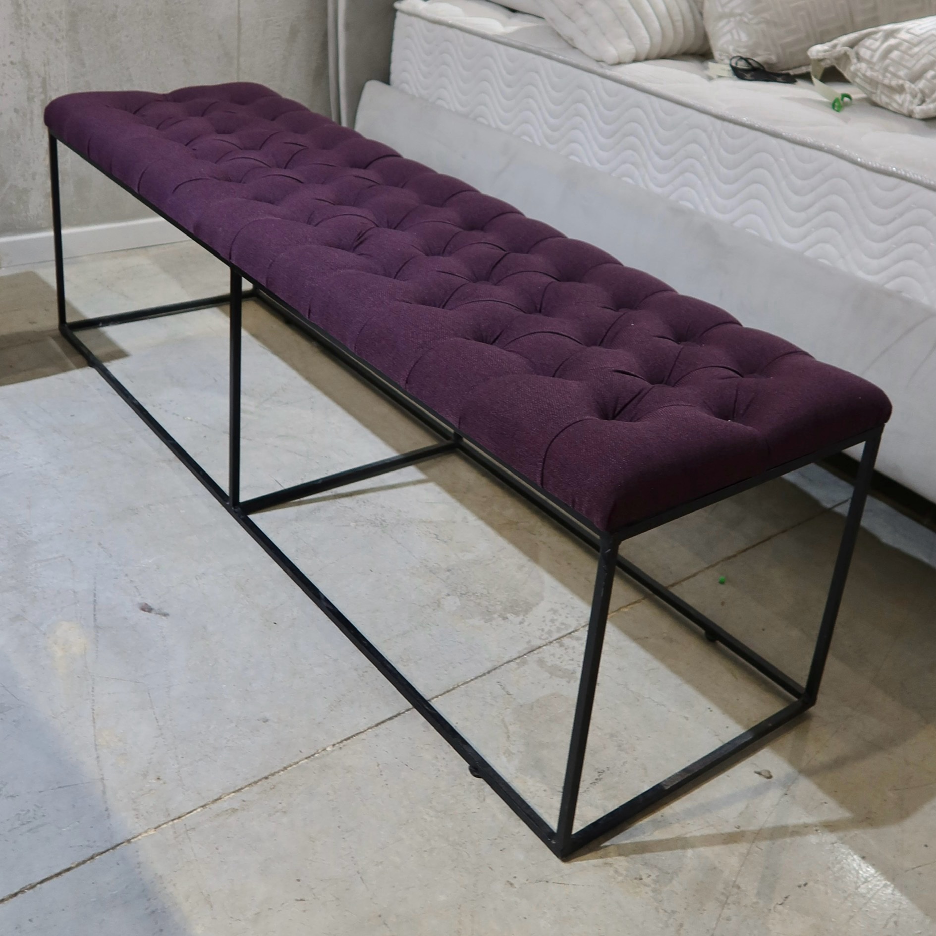 הדום מלבני סגול קפיטונז- חיסול!