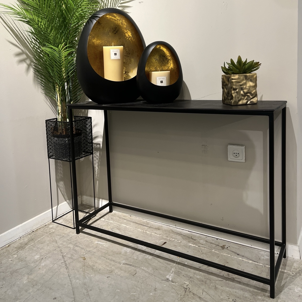 קונסולה לבית דגם ולנסיה קונסולה לבית דגם ולנסיה