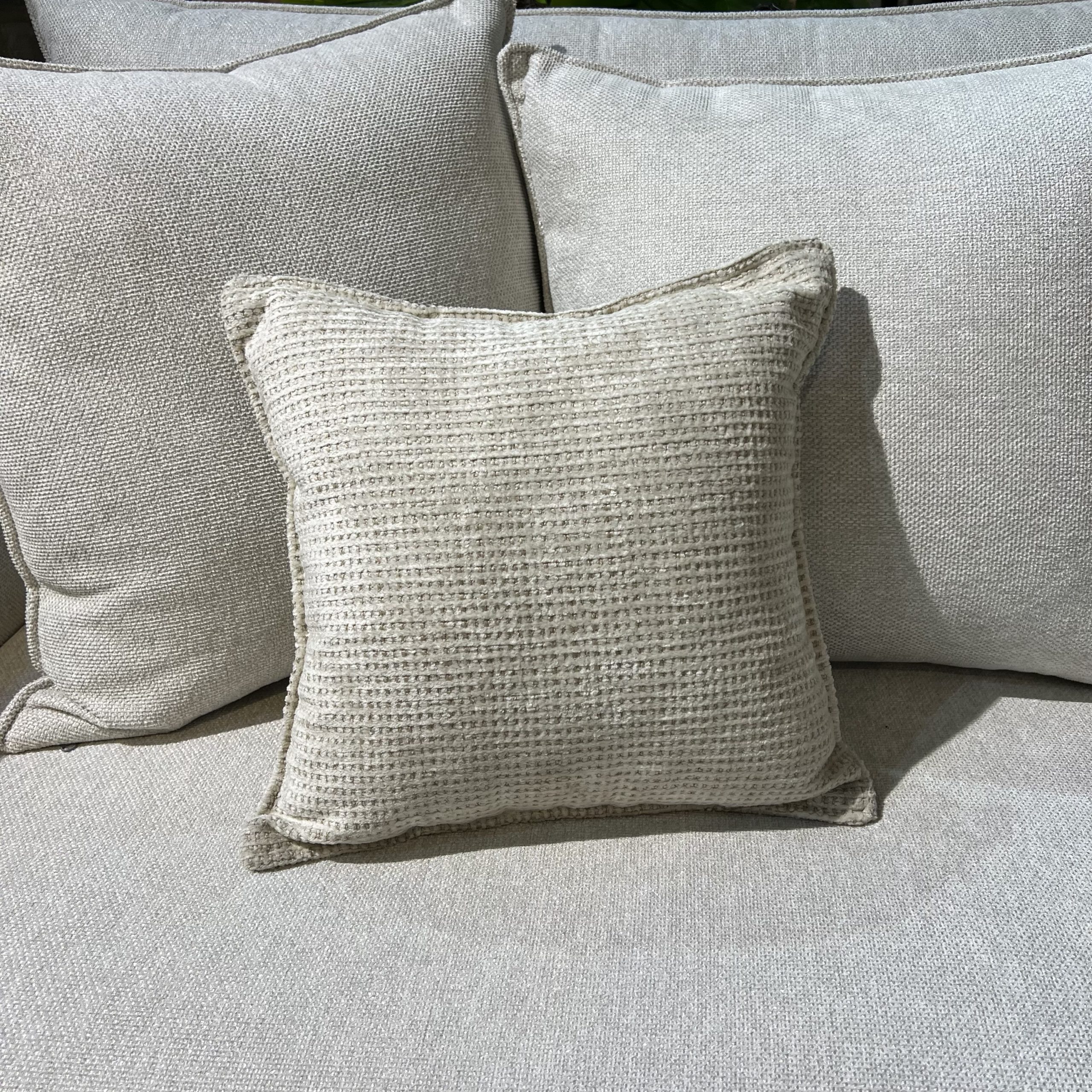 כרית נוי מרובעת אבן דגם רשת כרית נוי מרובעת אבן דגם רשת