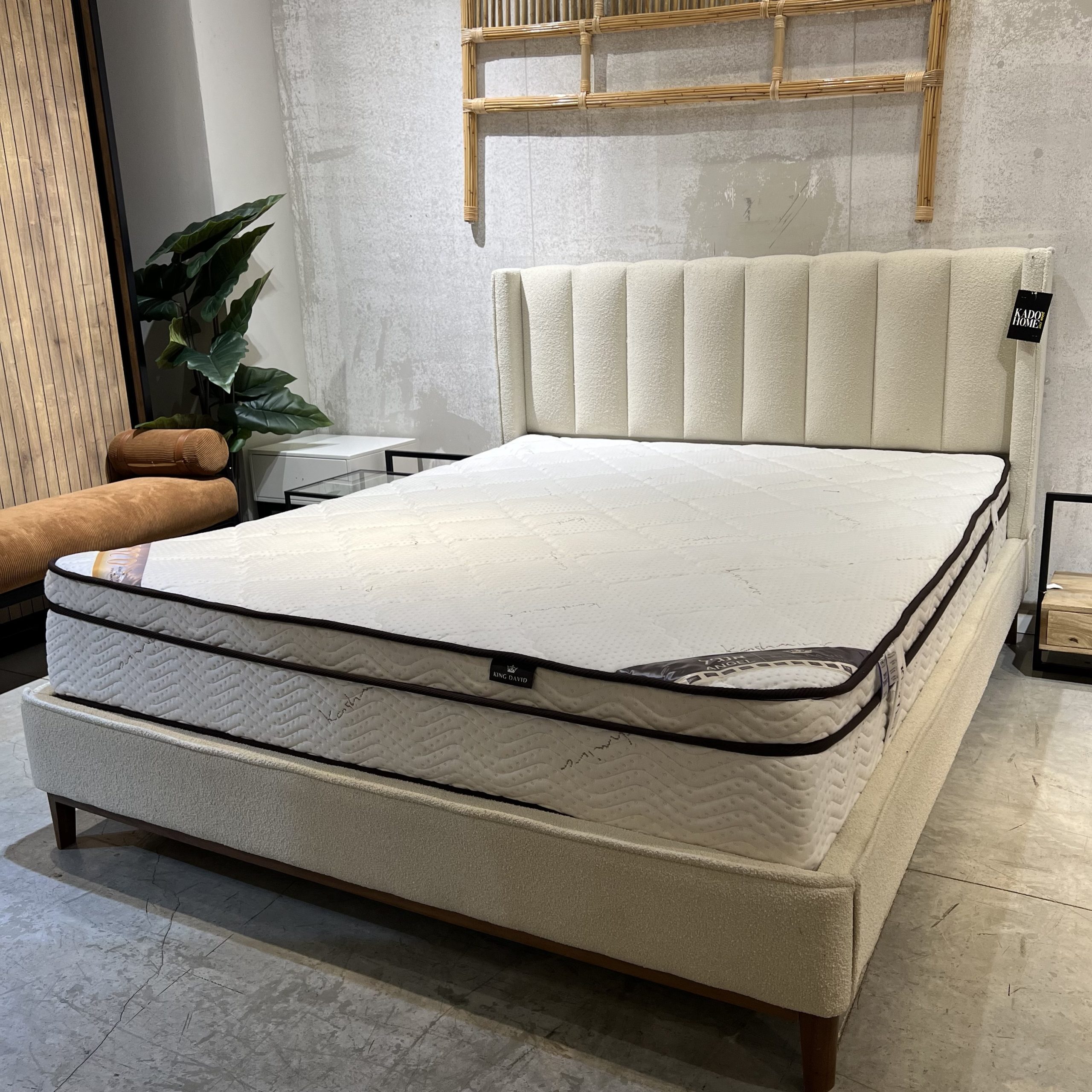 מיטה מעוצבת דגם מלגה מיטה מעוצבת דגם מלגה