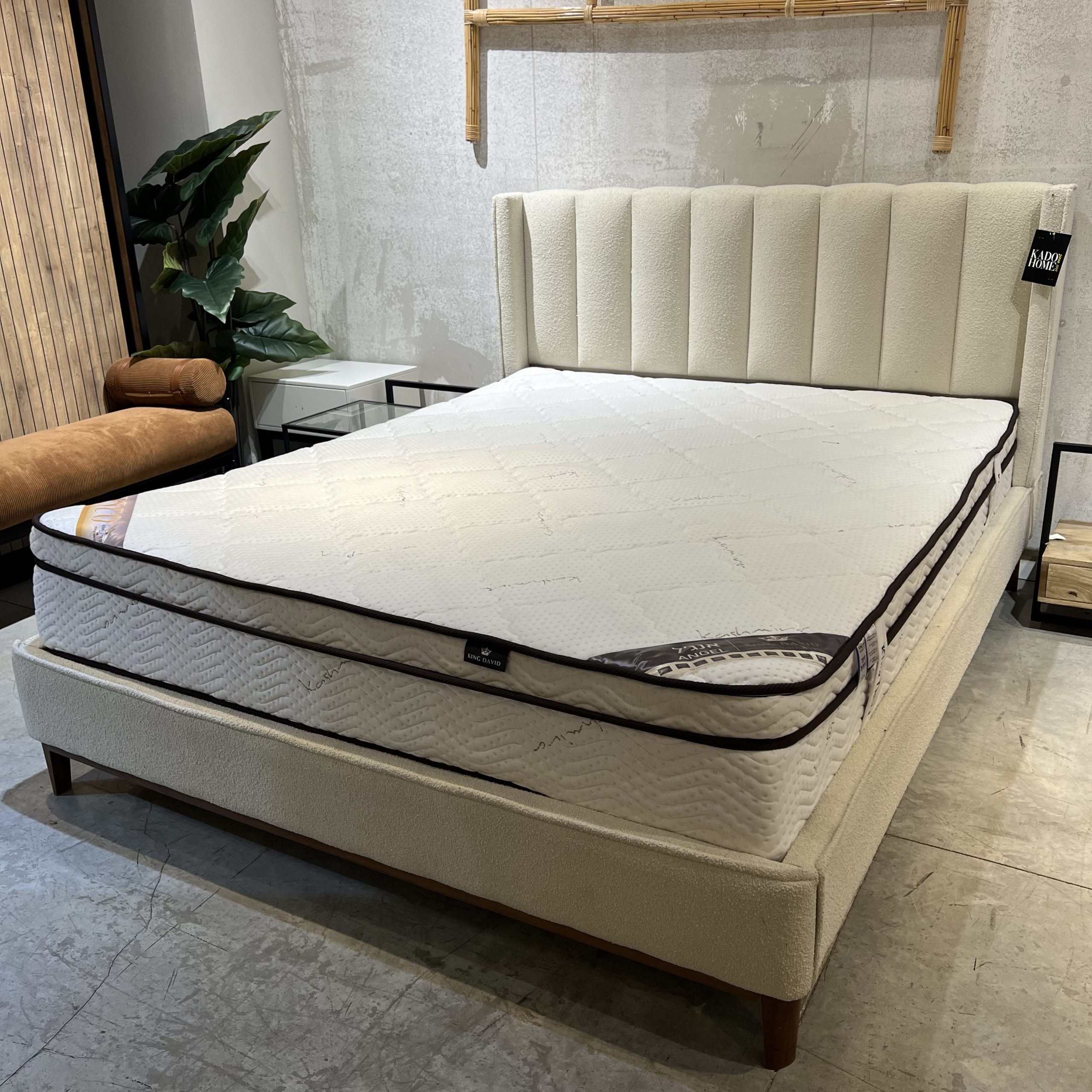 מיטה מעוצבת דגם מלגה מיטה מעוצבת דגם מלגה