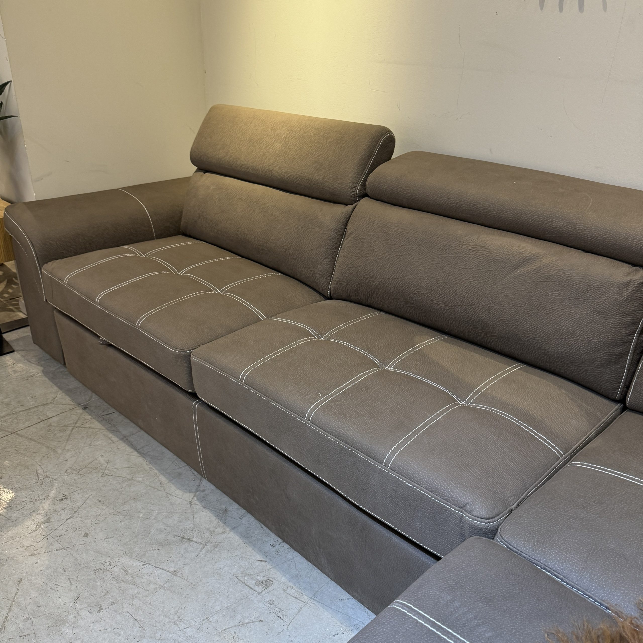 ספה פינתית בז נפתחת למיטה - חיסול!