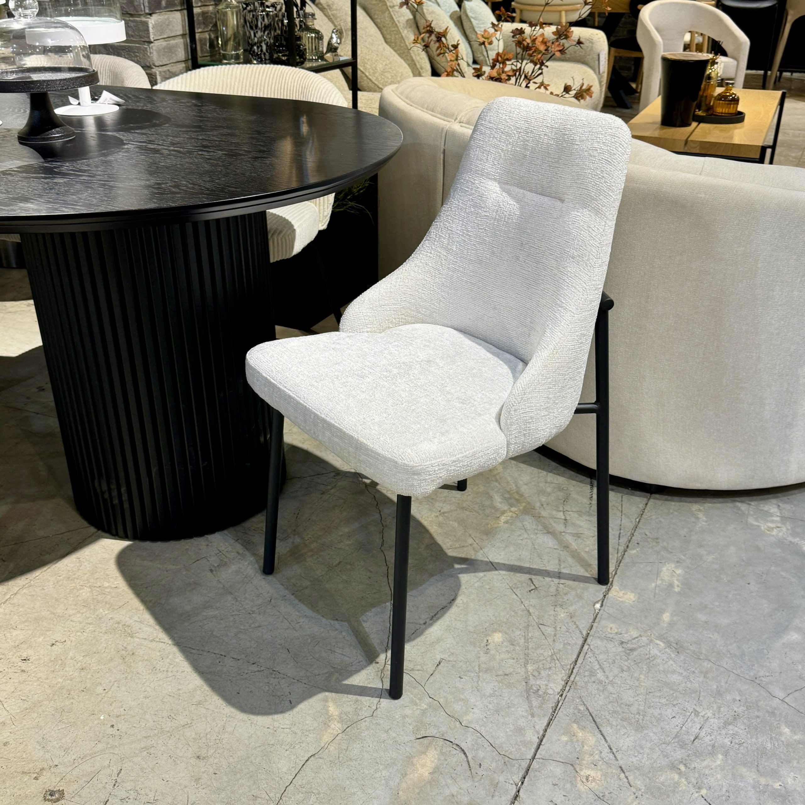 כיסא אורבניק שמנת דגם לאקי כיסא אורבניק שמנת דגם לאקי