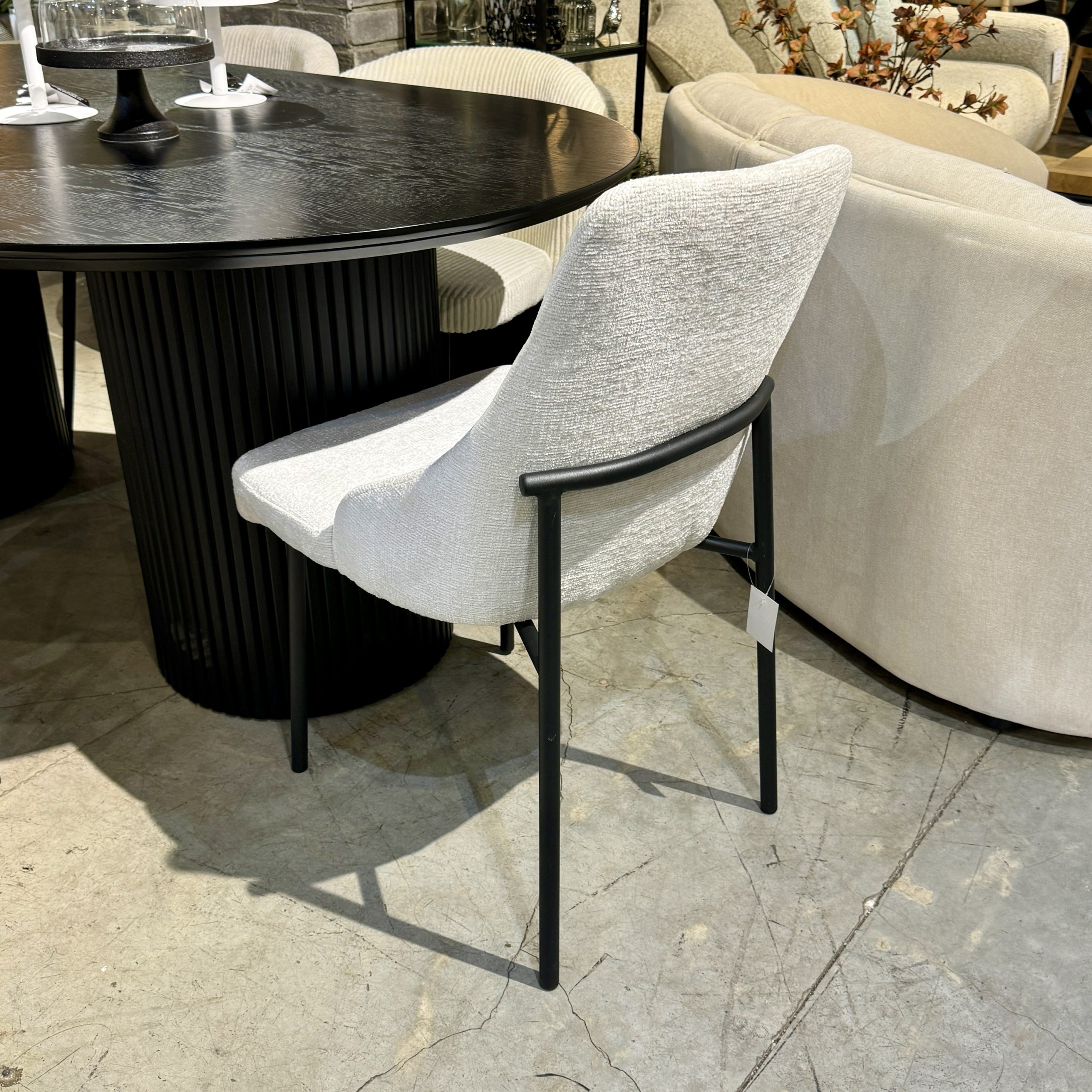 כיסא אורבניק שמנת דגם לאקי כיסא אורבניק שמנת דגם לאקי