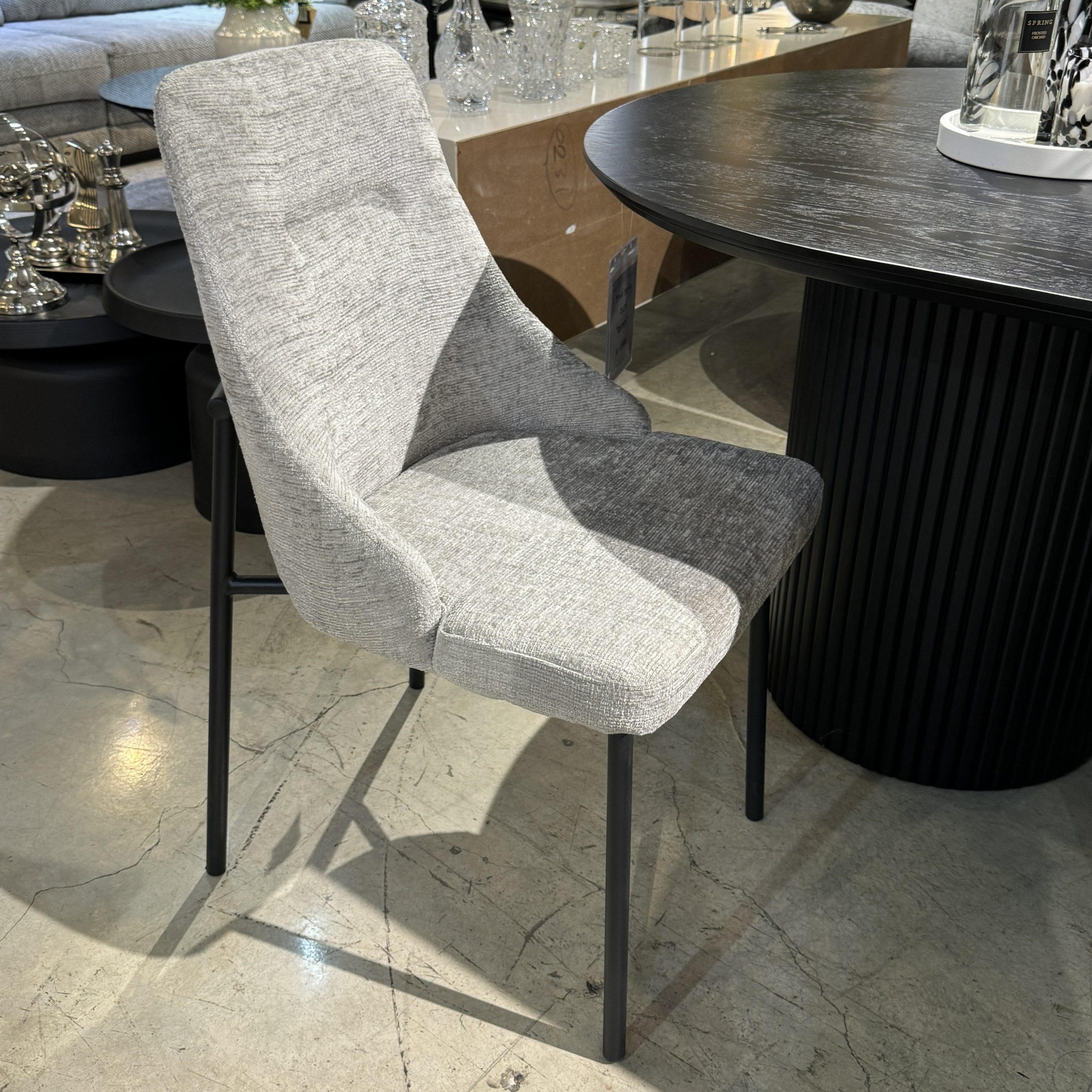 כיסא אורבניק אבן דגם לאקי כיסא אורבניק אבן דגם לאקי