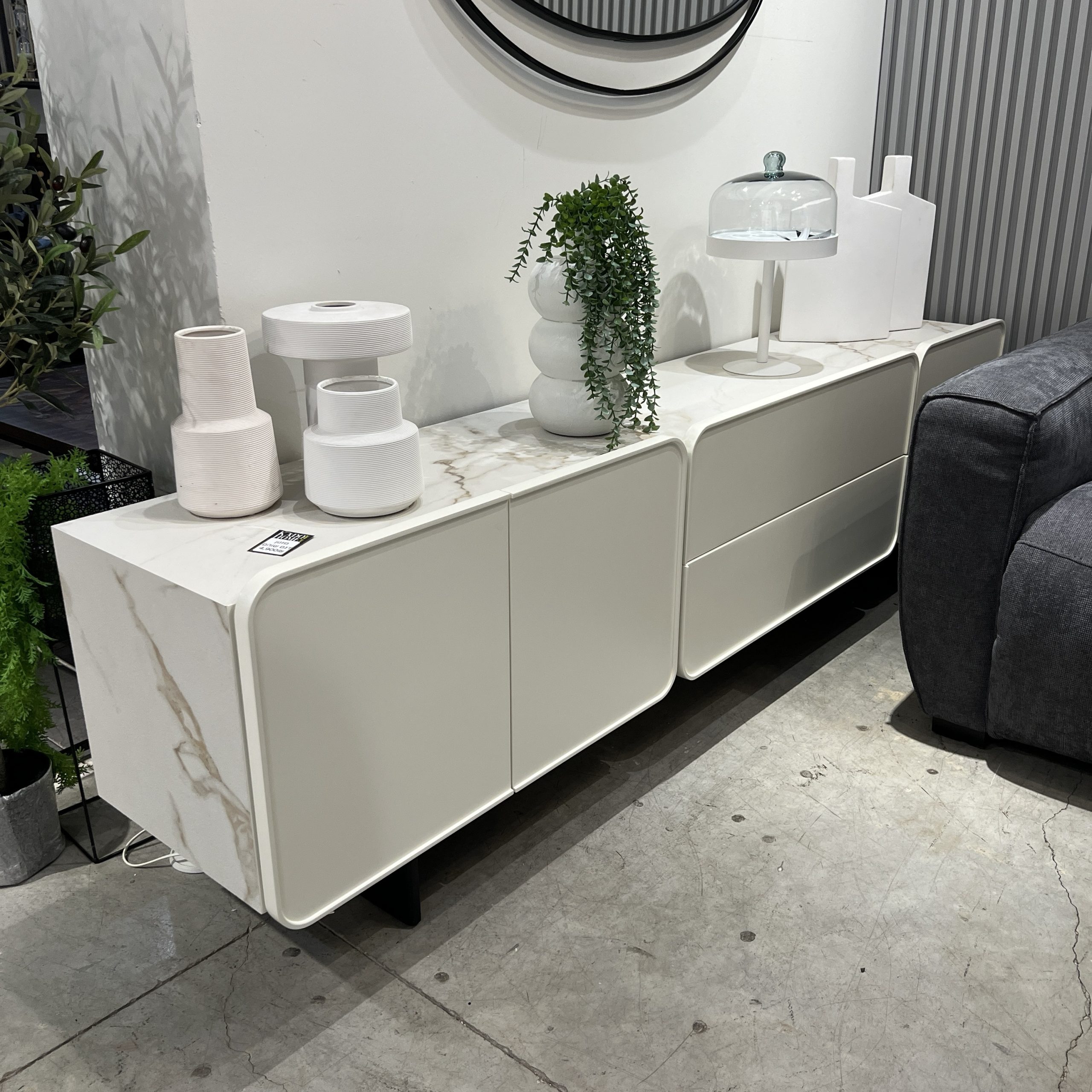 מזנון דגם אמילי מזנון דגם אמילי