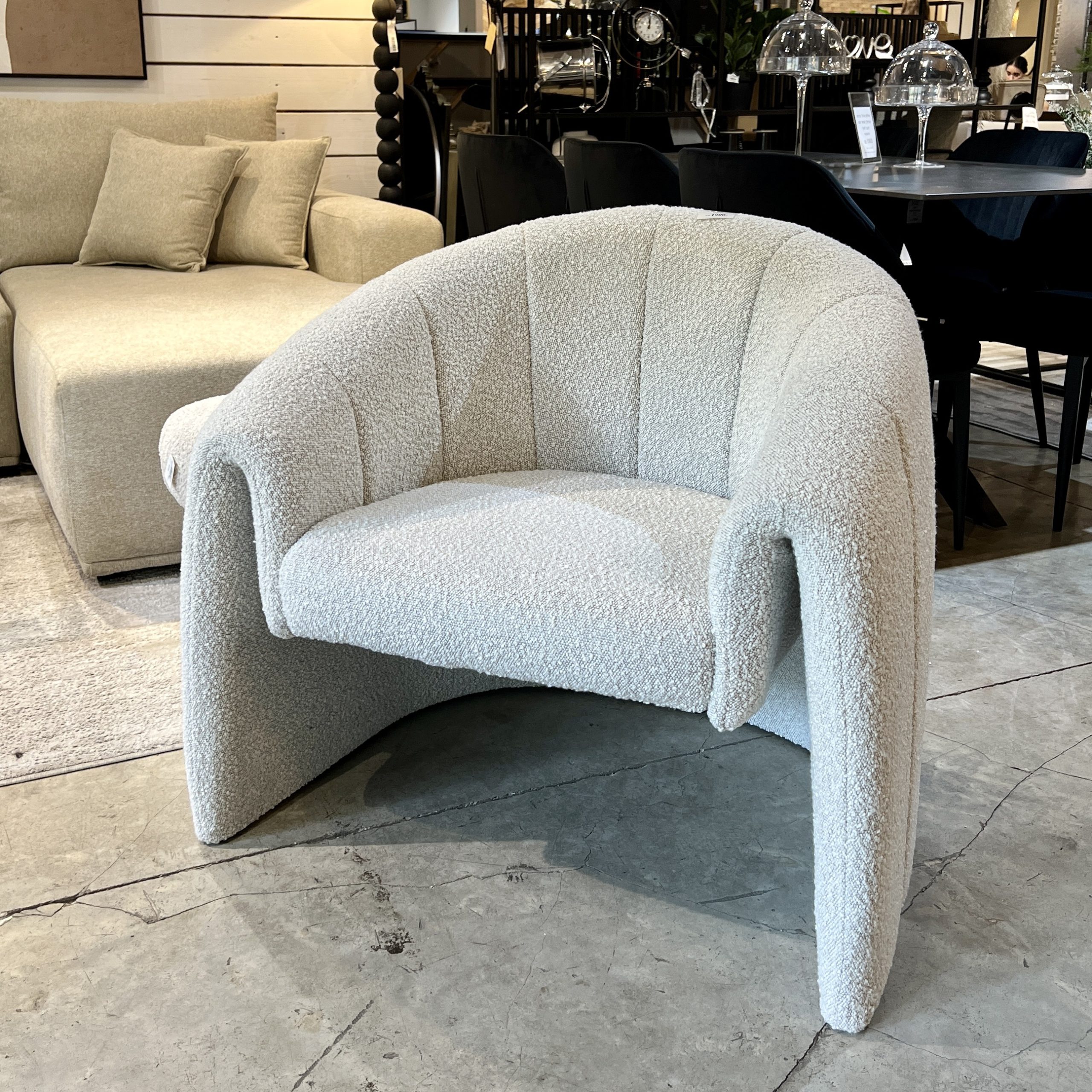 כורסא פרל אפור שמנת דגם ויקי כורסא פרל אפור שמנת דגם ויקי