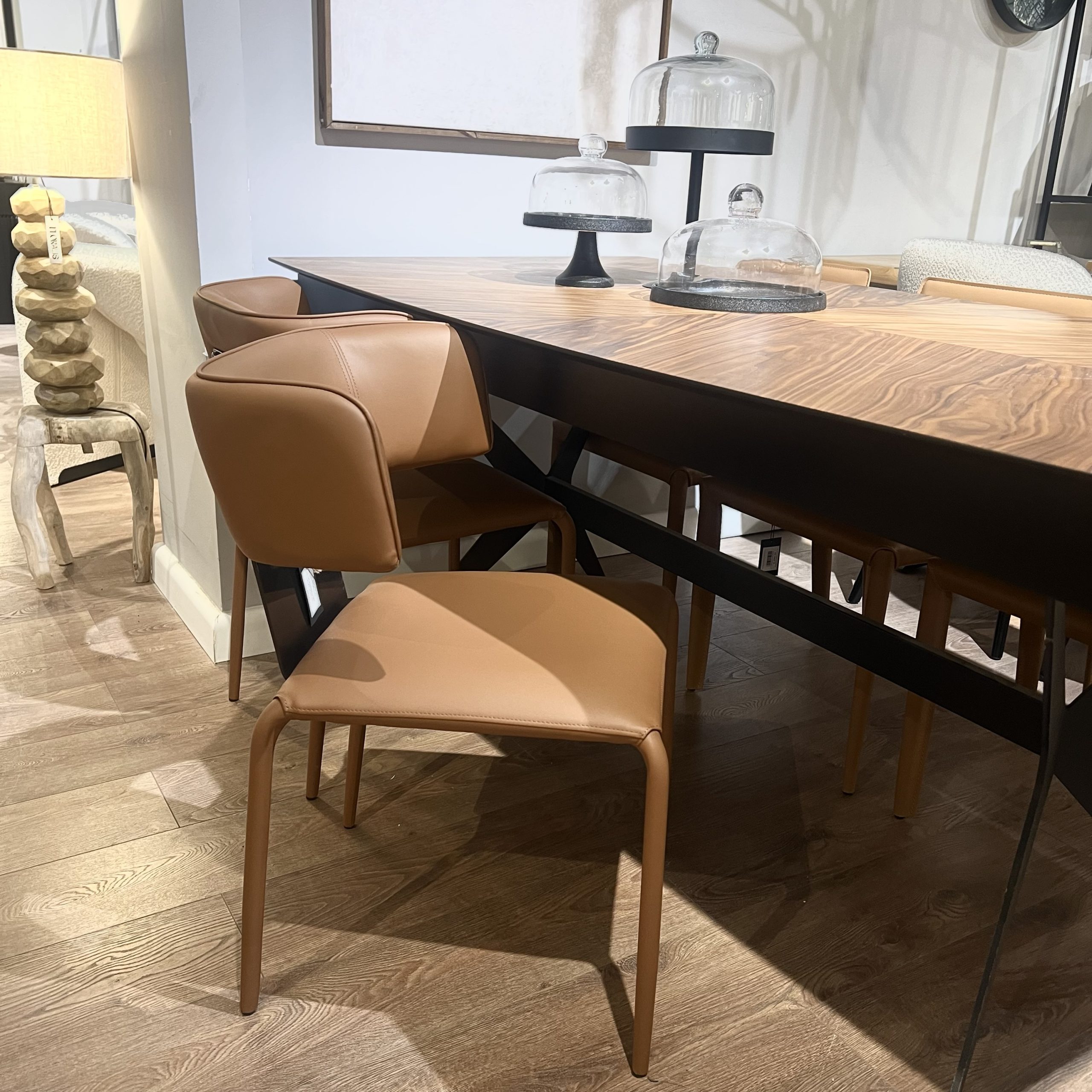 כיסא אורבניק כאמל ברזל שחור דגם סופיטל כיסא אורבניק כאמל ברזל שחור דגם סופיטל