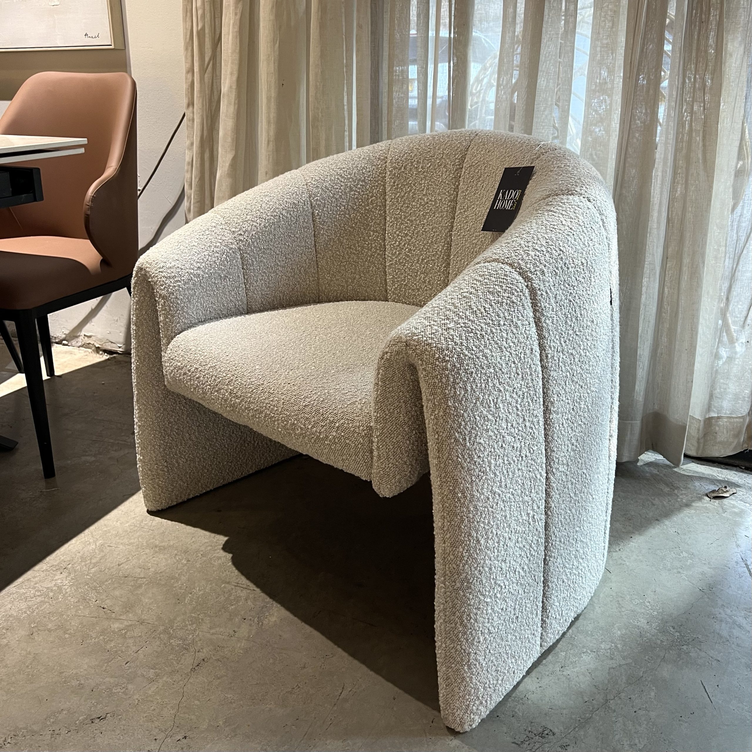 כורסא פרל אפור שמנת דגם ויקי כורסא פרל אפור שמנת דגם ויקי