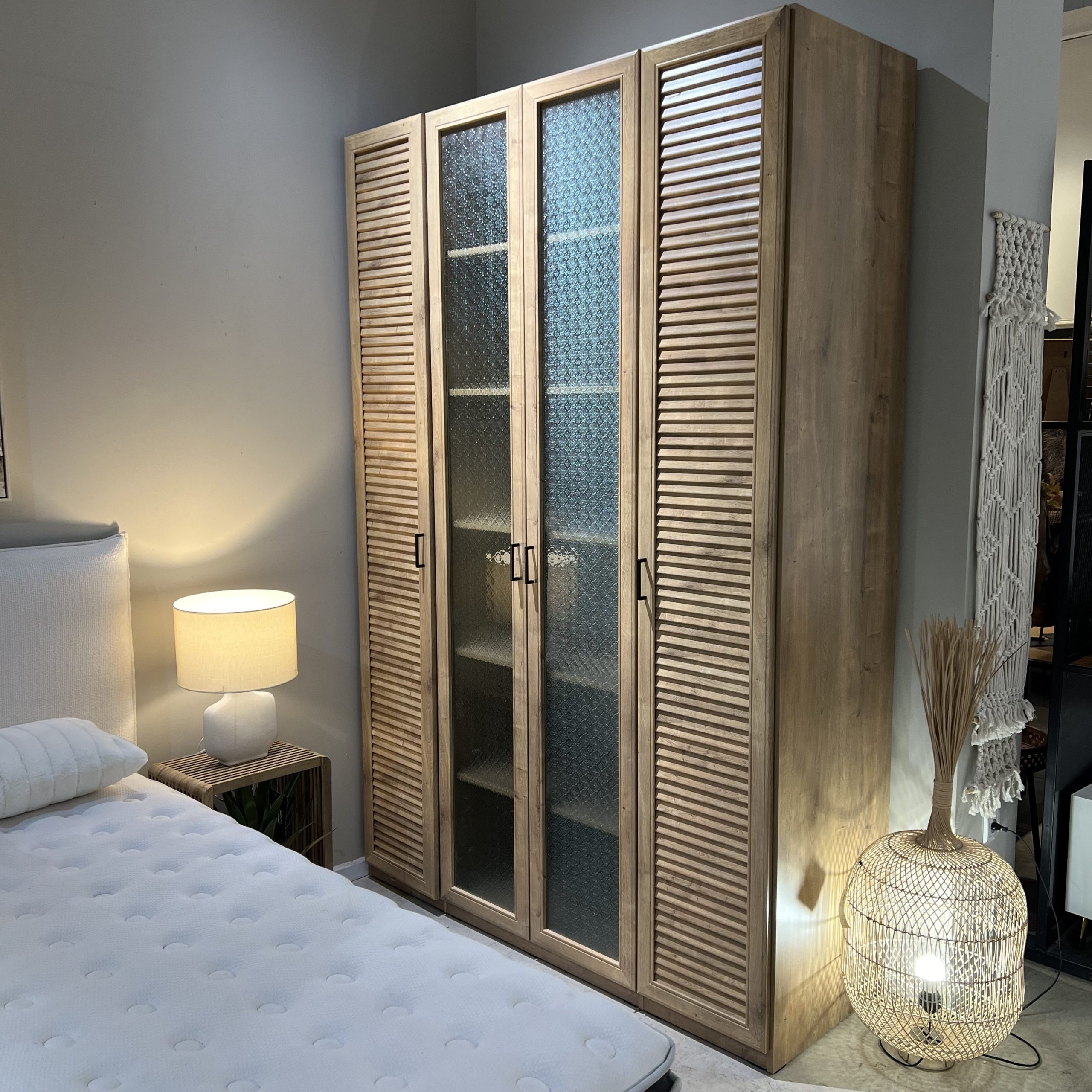 ארון דלתות דגם תריס ארון דלתות דגם תריס