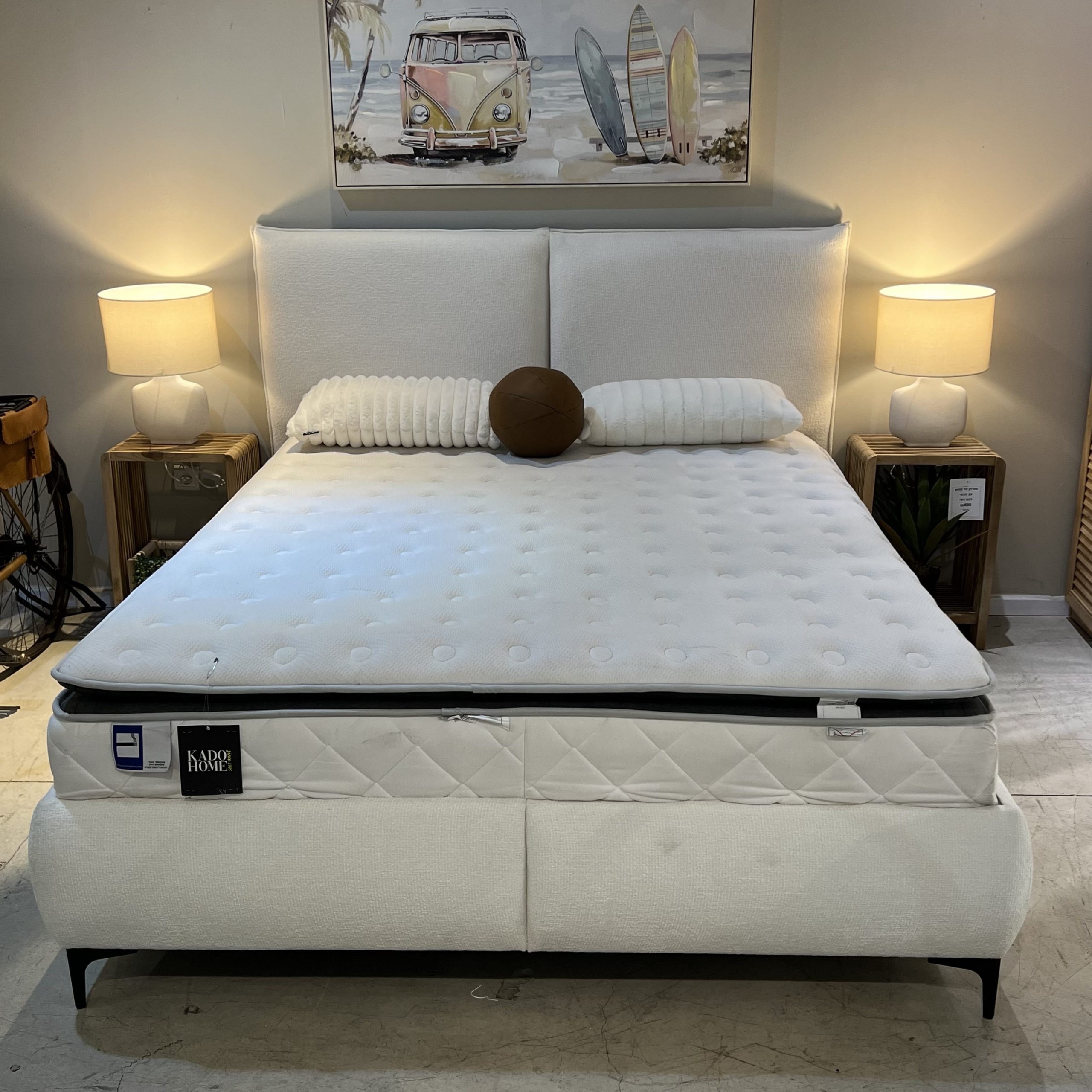 מיטה מעוצבת דגם נאפולי מיטה מעוצבת דגם נאפולי