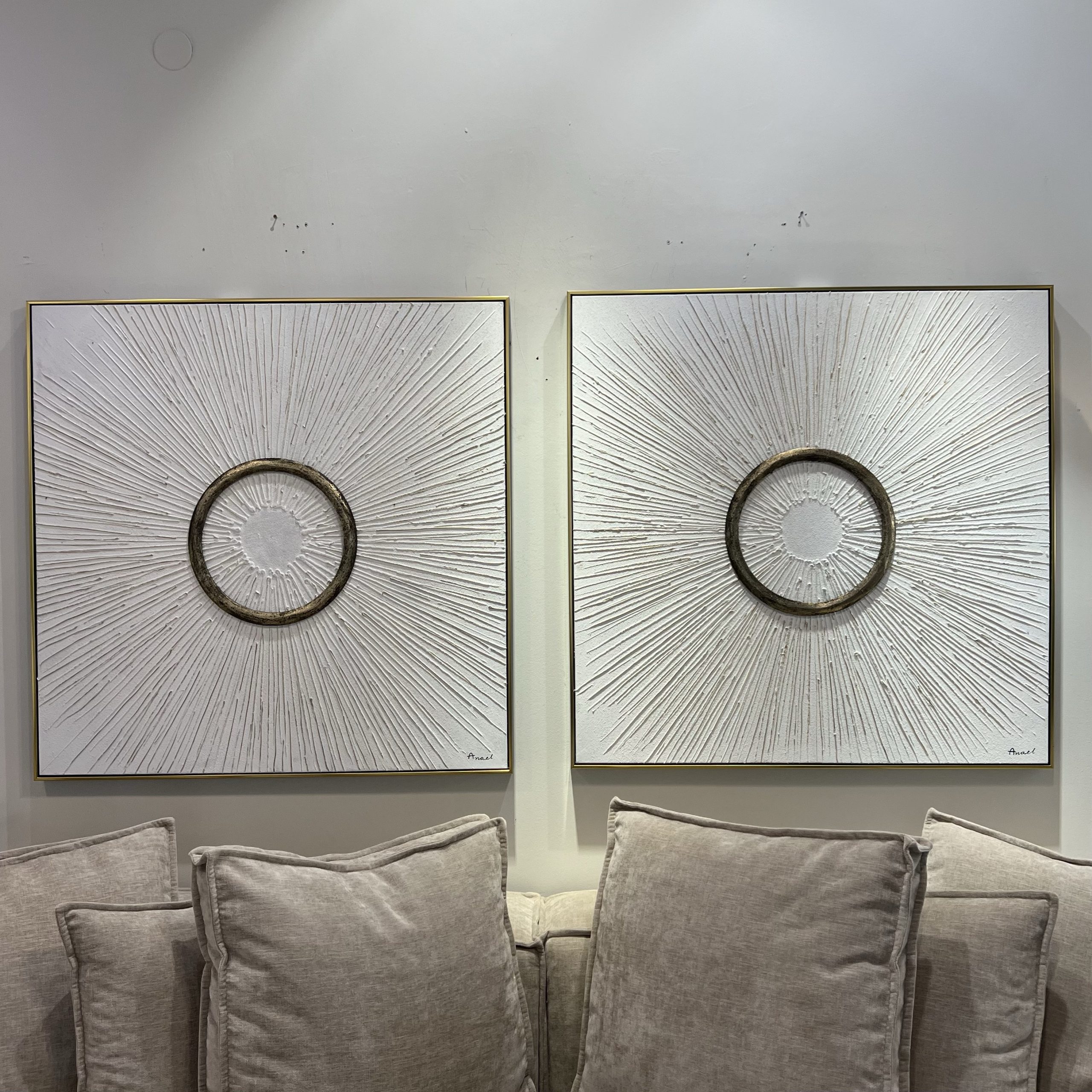 תמונה אנאל גווני לבן עבודת יד בשילוב הדפסה תמונה אנאל גווני לבן עבודת יד בשילוב הדפסה