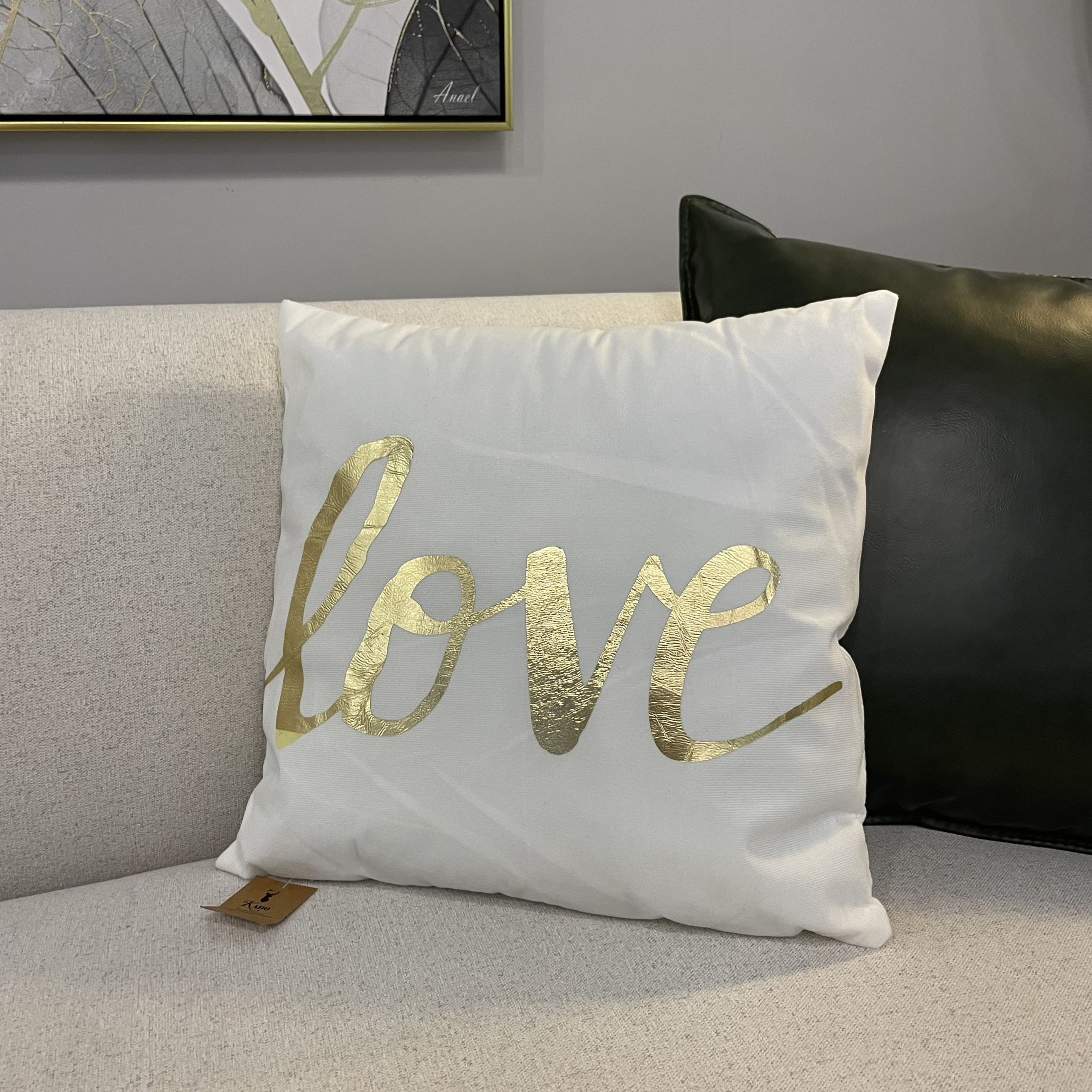 כרית נוי מרובעת LOVE כרית נוי מרובעת LOVE