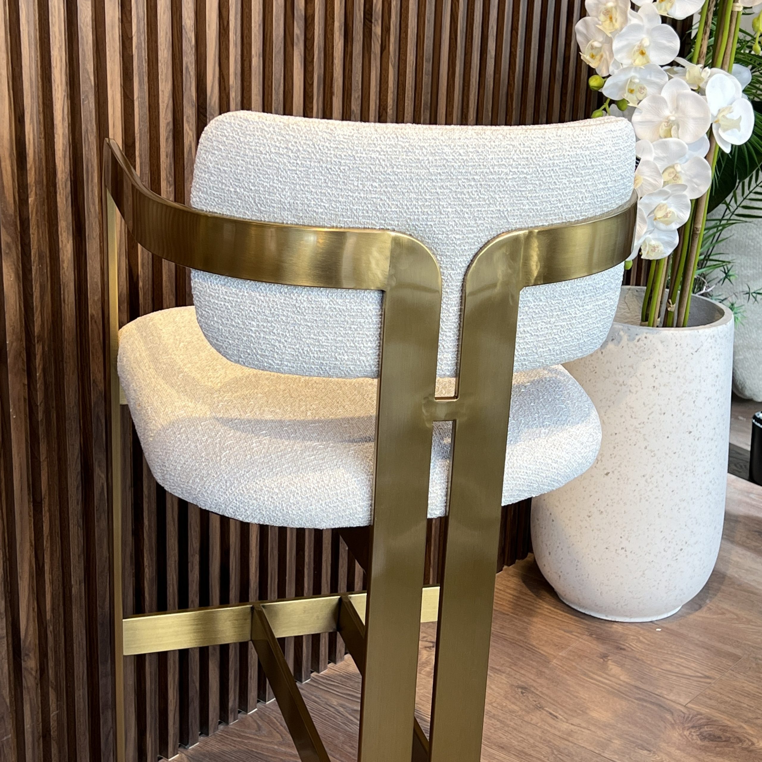 כסא בר מנדי רגל זהב בד אריג שמנת photo number 5