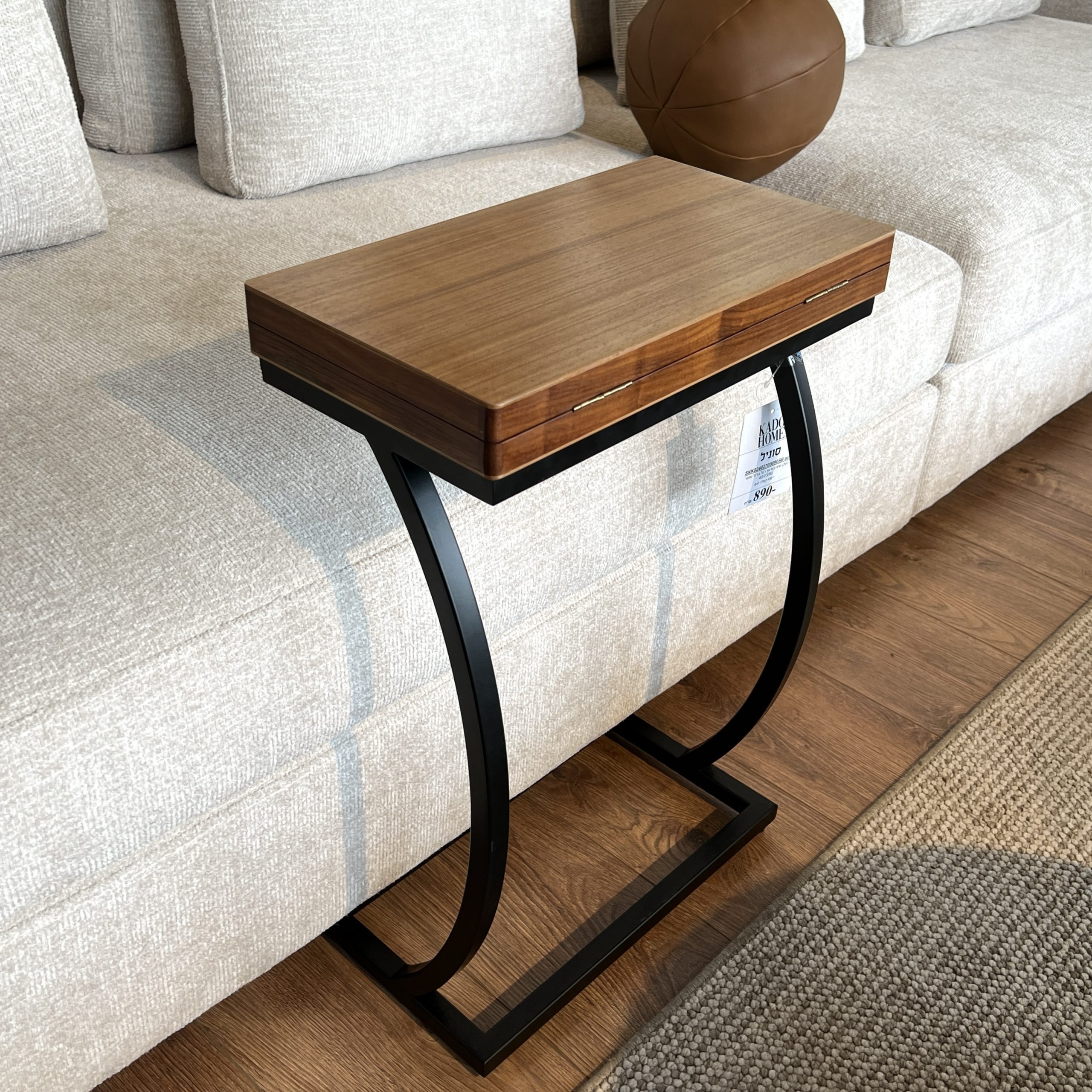 נשכן שש בש + כלים עץ רגל ברזל שחור דגם סוניל נשכן שש בש + כלים עץ רגל ברזל שחור דגם סוניל