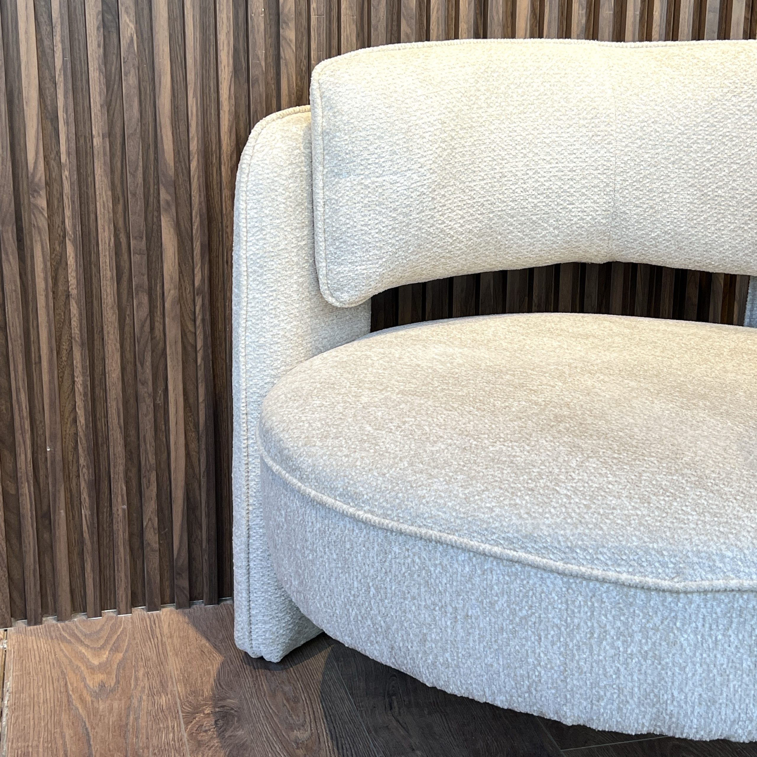 כורסא עגולה בונטון שמנת דגם הארטלי photo number 5