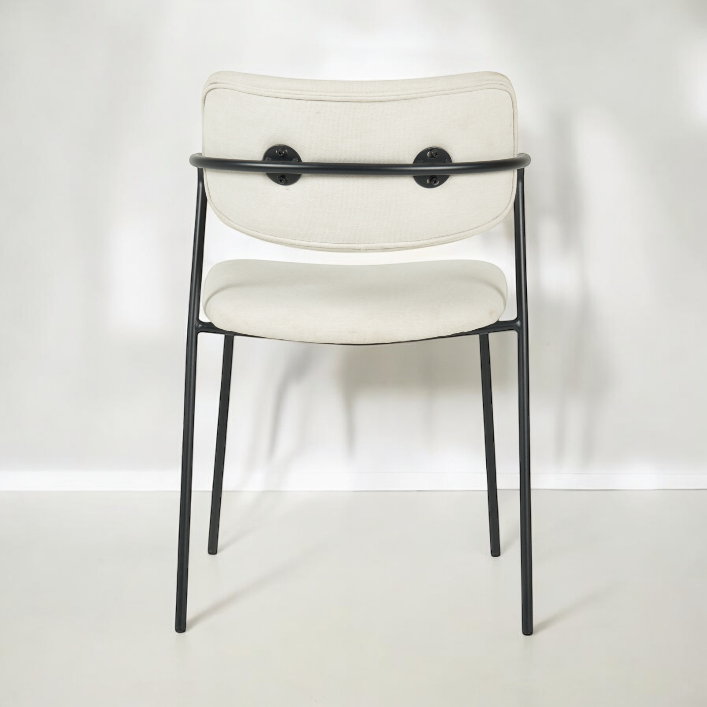 כיסא דגם לוסיאן בד אריג שמנת - SALE כיסא דגם לוסיאן בד אריג שמנת - SALE