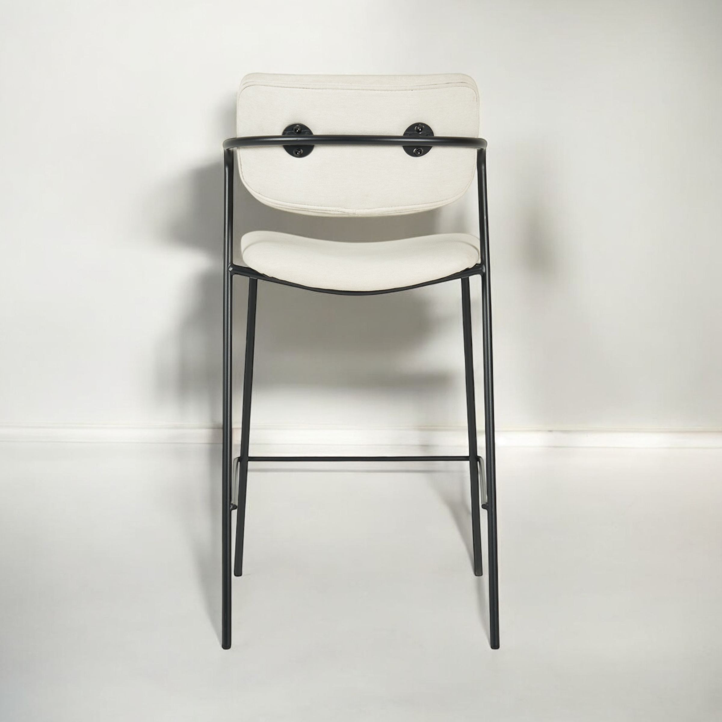 כיסא בר דגם לוסיאן בד אריג שמנת - SALE כיסא בר דגם לוסיאן בד אריג שמנת - SALE