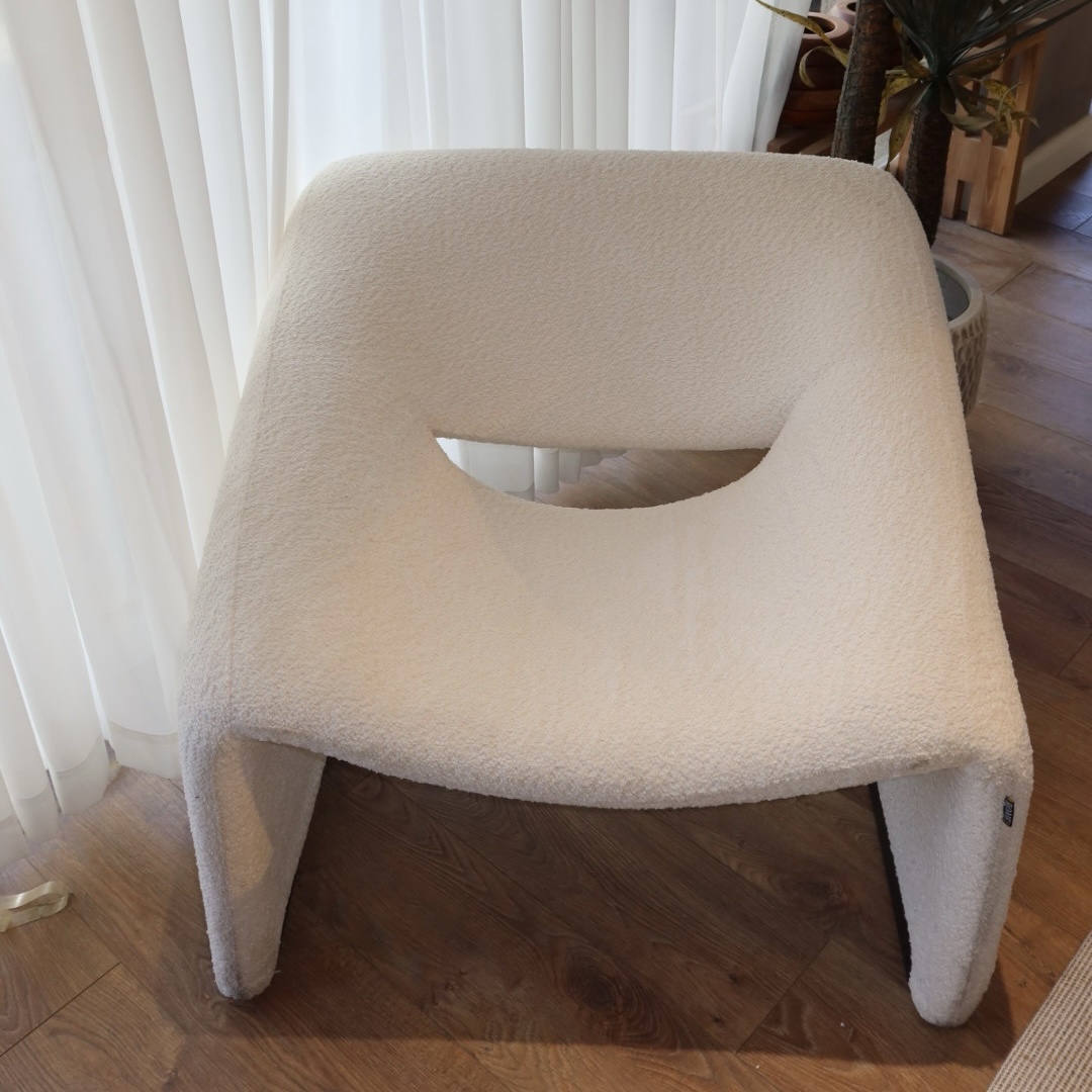 כורסא מילי בוקלה שמנת דגם ויקי כורסא מילי בוקלה שמנת דגם ויקי