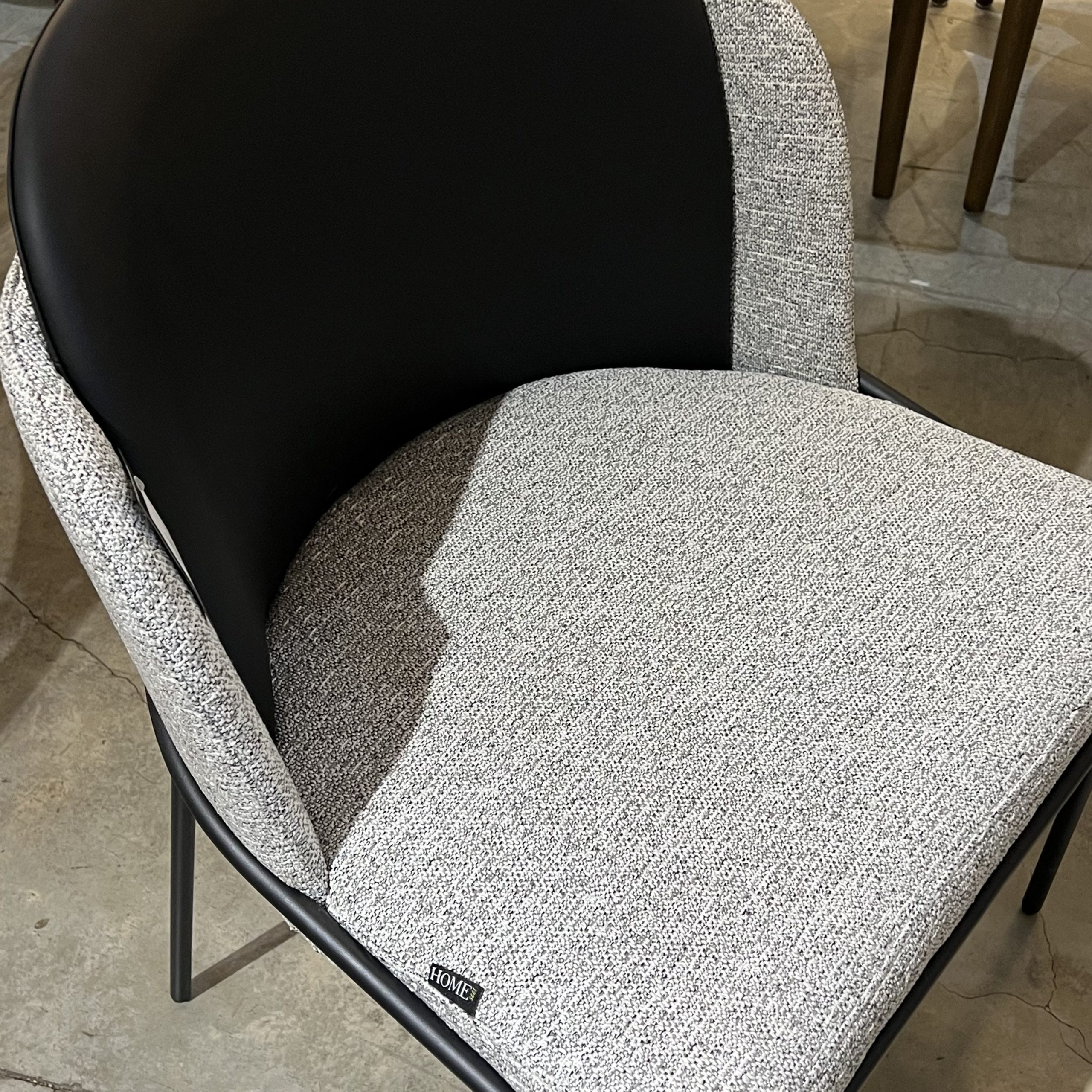 כיסא איתי דגם מנדי אריג אפור שמנת גב שחור photo number 5